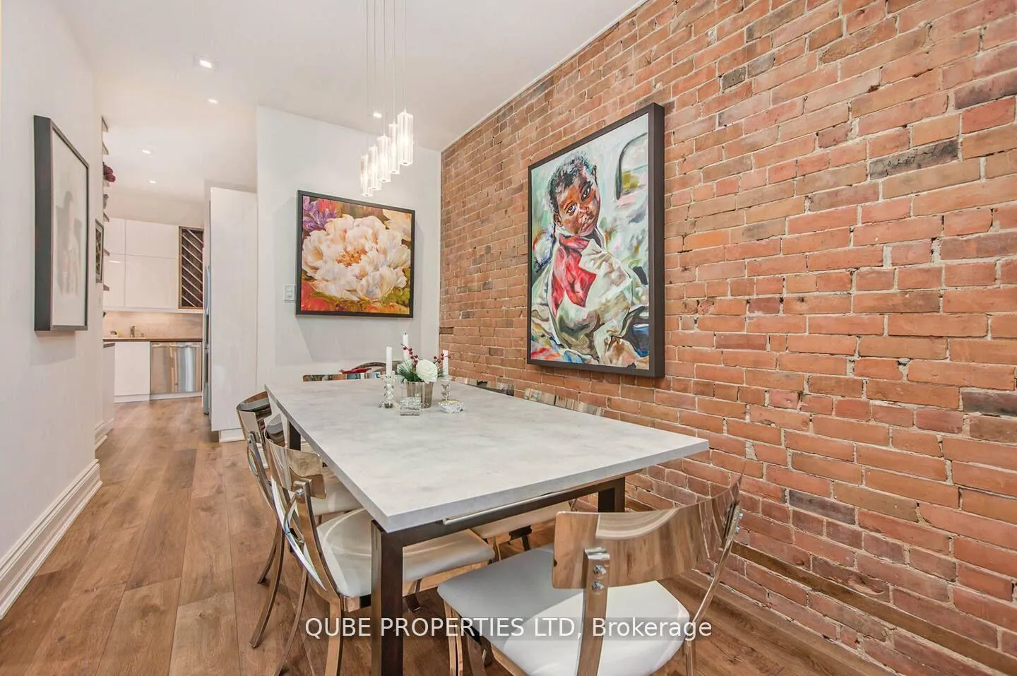 Photo 3 of Unit B, 116 Cartier Street, Ottawa, Ottawa Centre/Golden Triangle — HOMEH