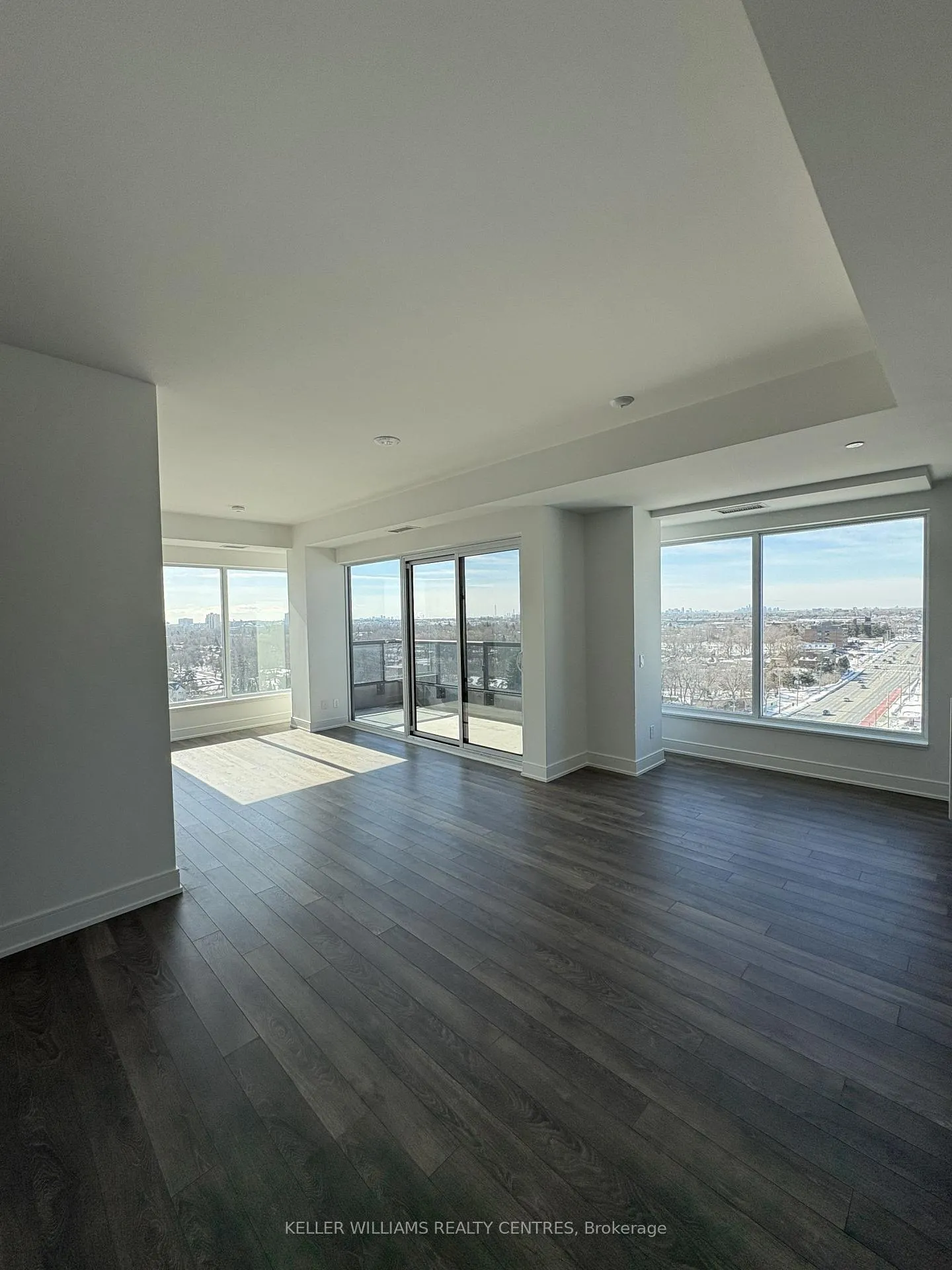 Photo of Unit 1113, 1350 Ellesmere Road