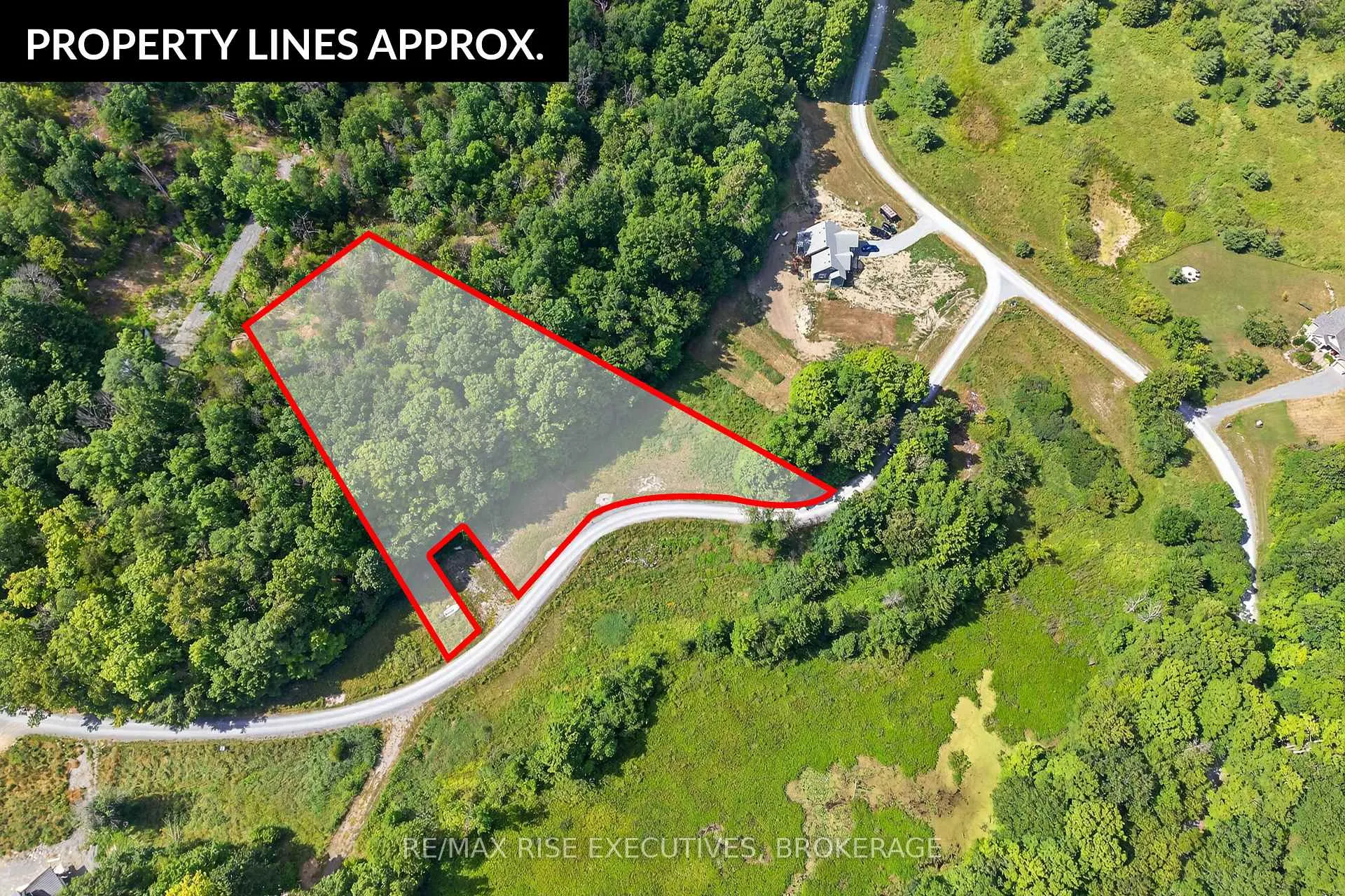 Photo 3 of 7 Cranberry Cove Lane, Frontenac, Frontenac South — HOMEH