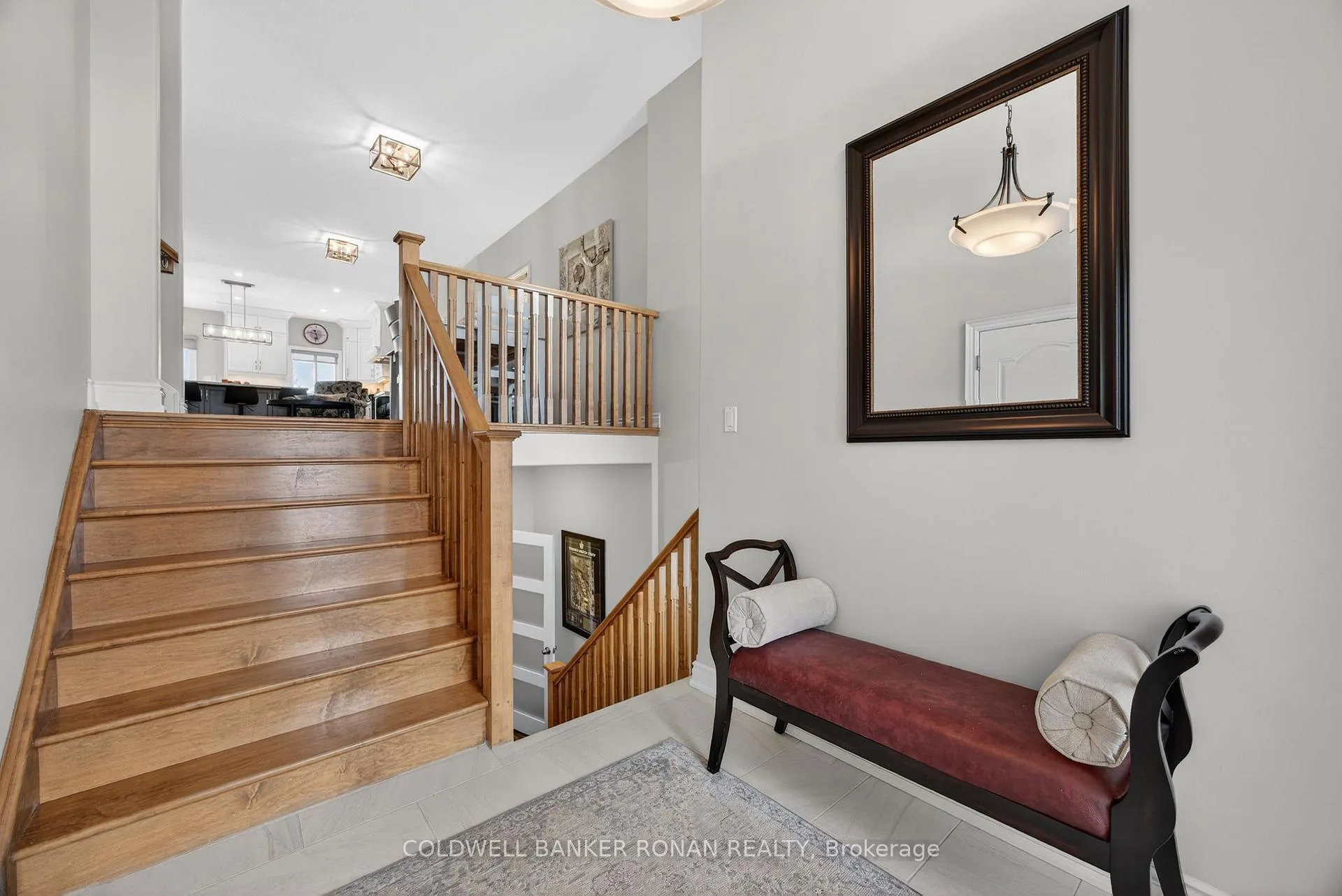 Photo 3 of 126 Gray Avenue, New Tecumseth, Alliston — HOMEH