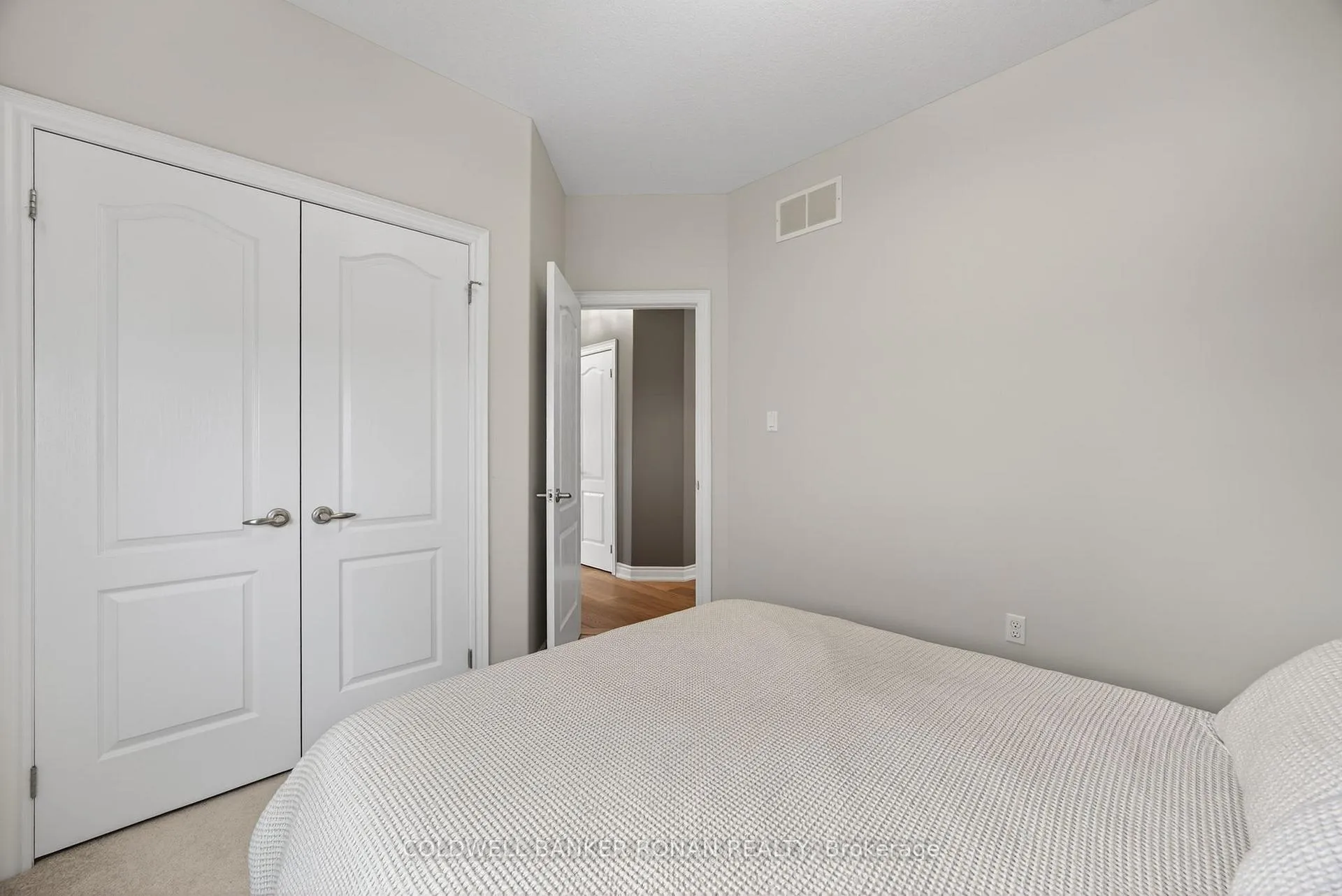 Photo 25 of 126 Gray Avenue, New Tecumseth, Alliston — HOMEH
