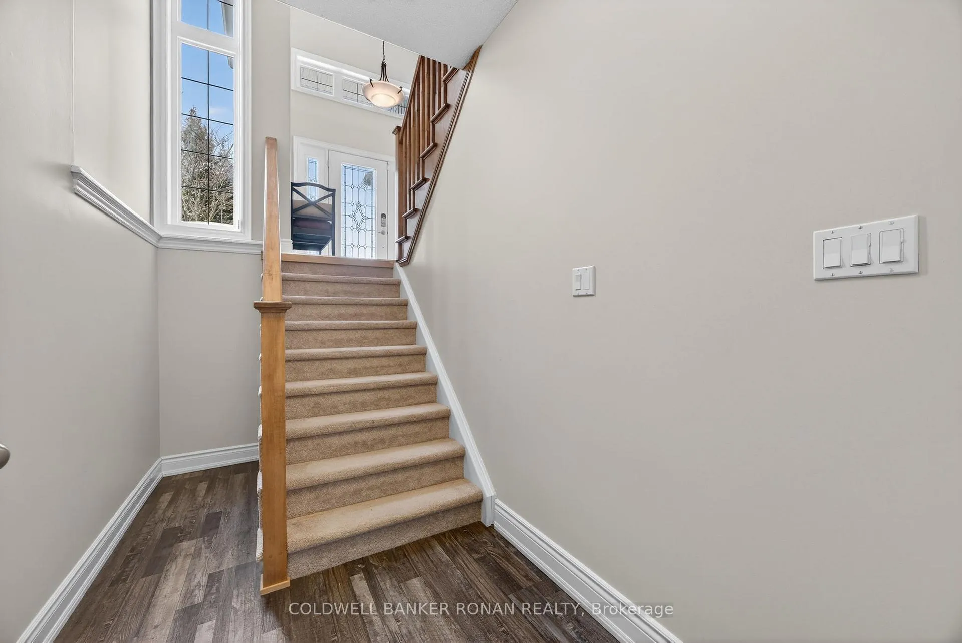 Photo 30 of 126 Gray Avenue, New Tecumseth, Alliston — HOMEH