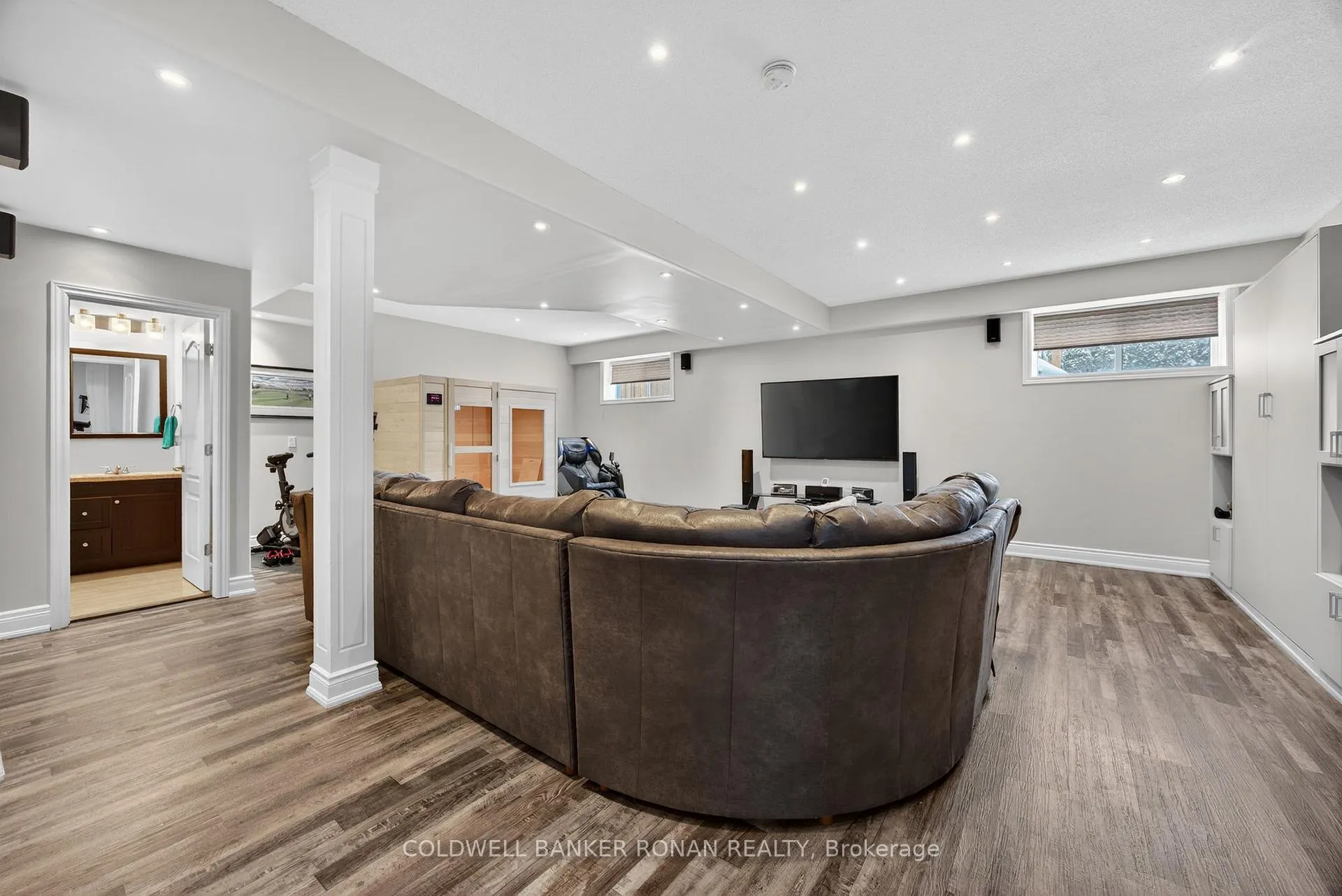 Photo 34 of 126 Gray Avenue, New Tecumseth, Alliston — HOMEH