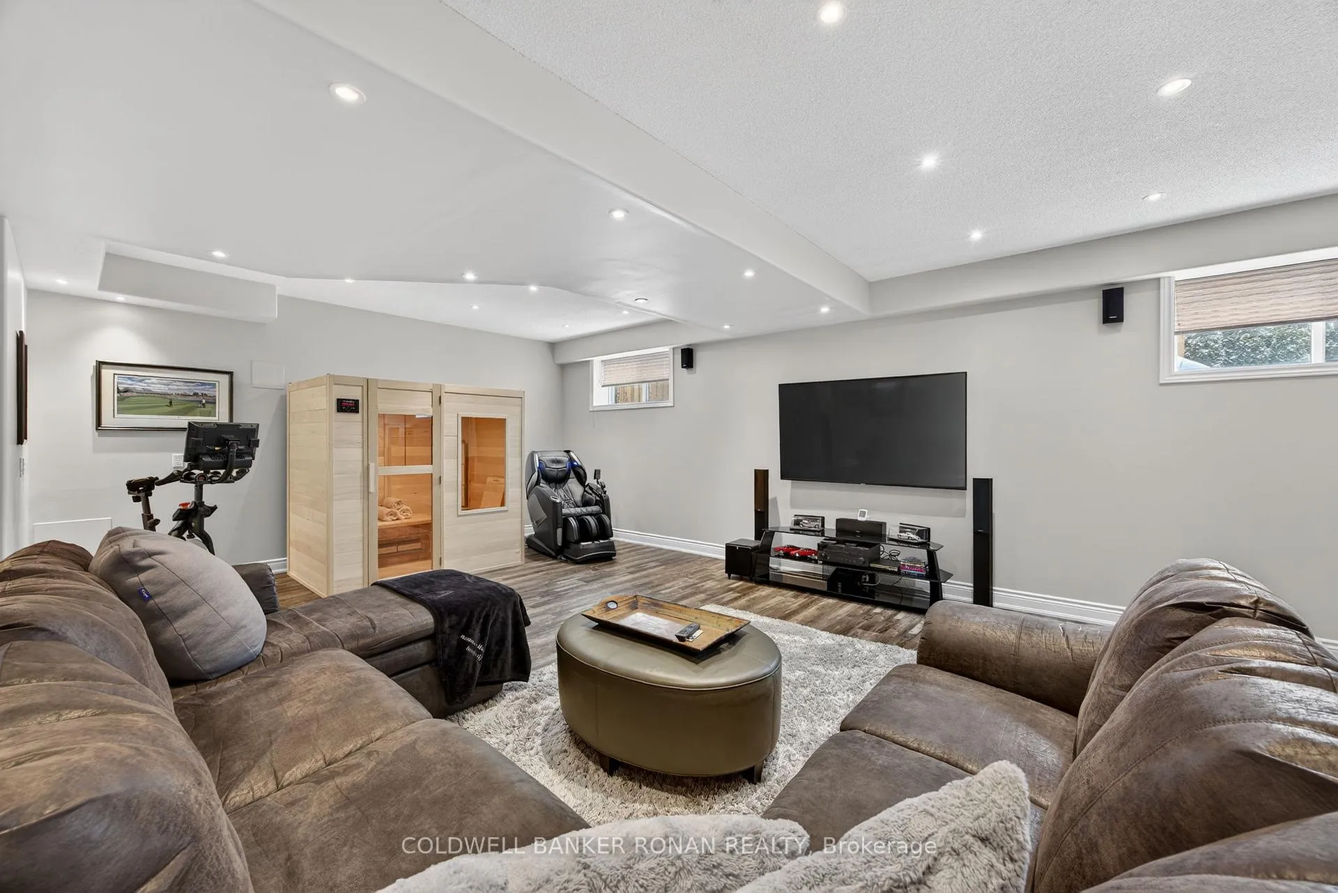 Photo 35 of 126 Gray Avenue, New Tecumseth, Alliston — HOMEH