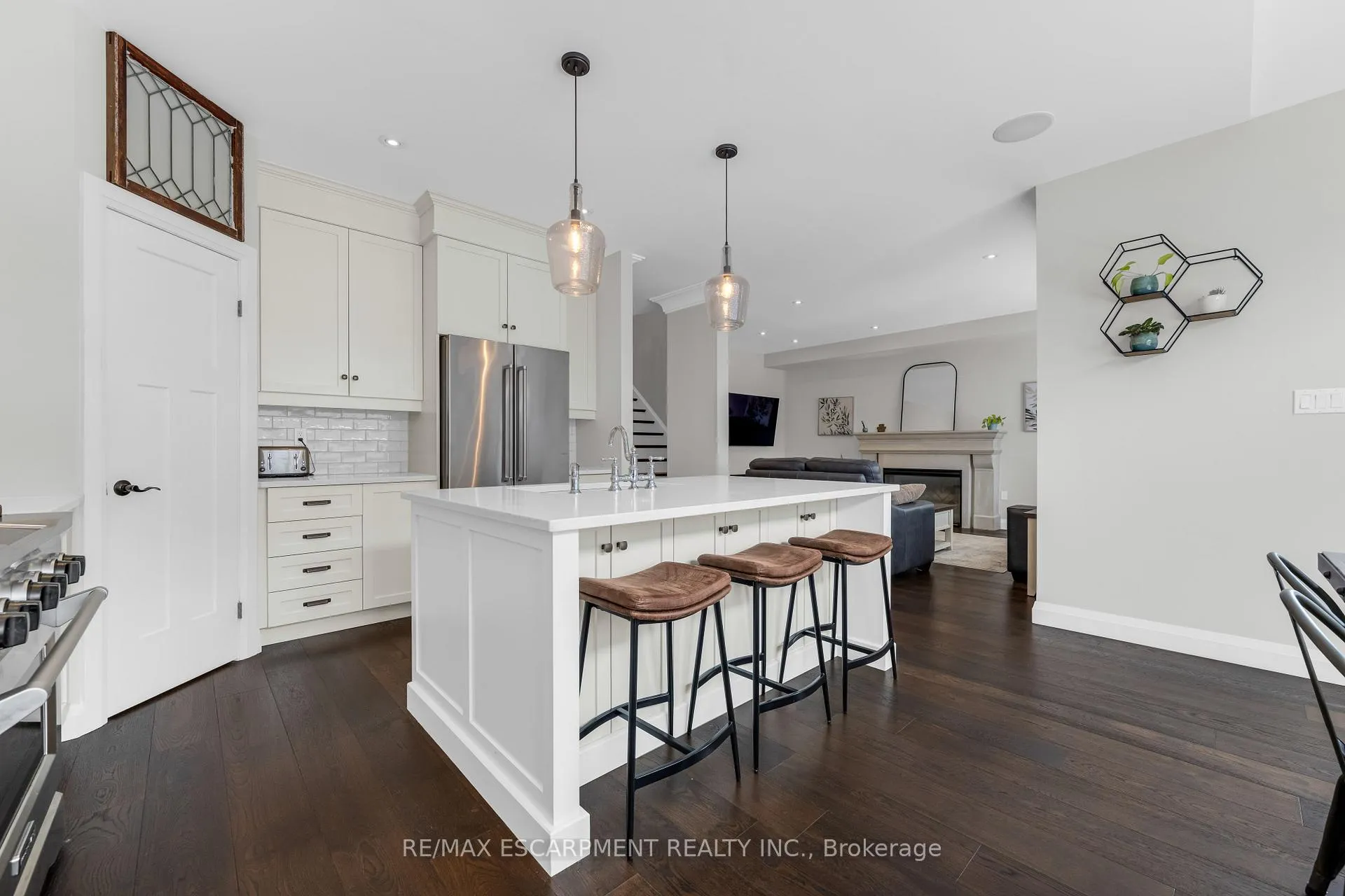 Photo 8 of Unit 16, 270 Main Street W, Grimsby, Grimsby West — HOMEH