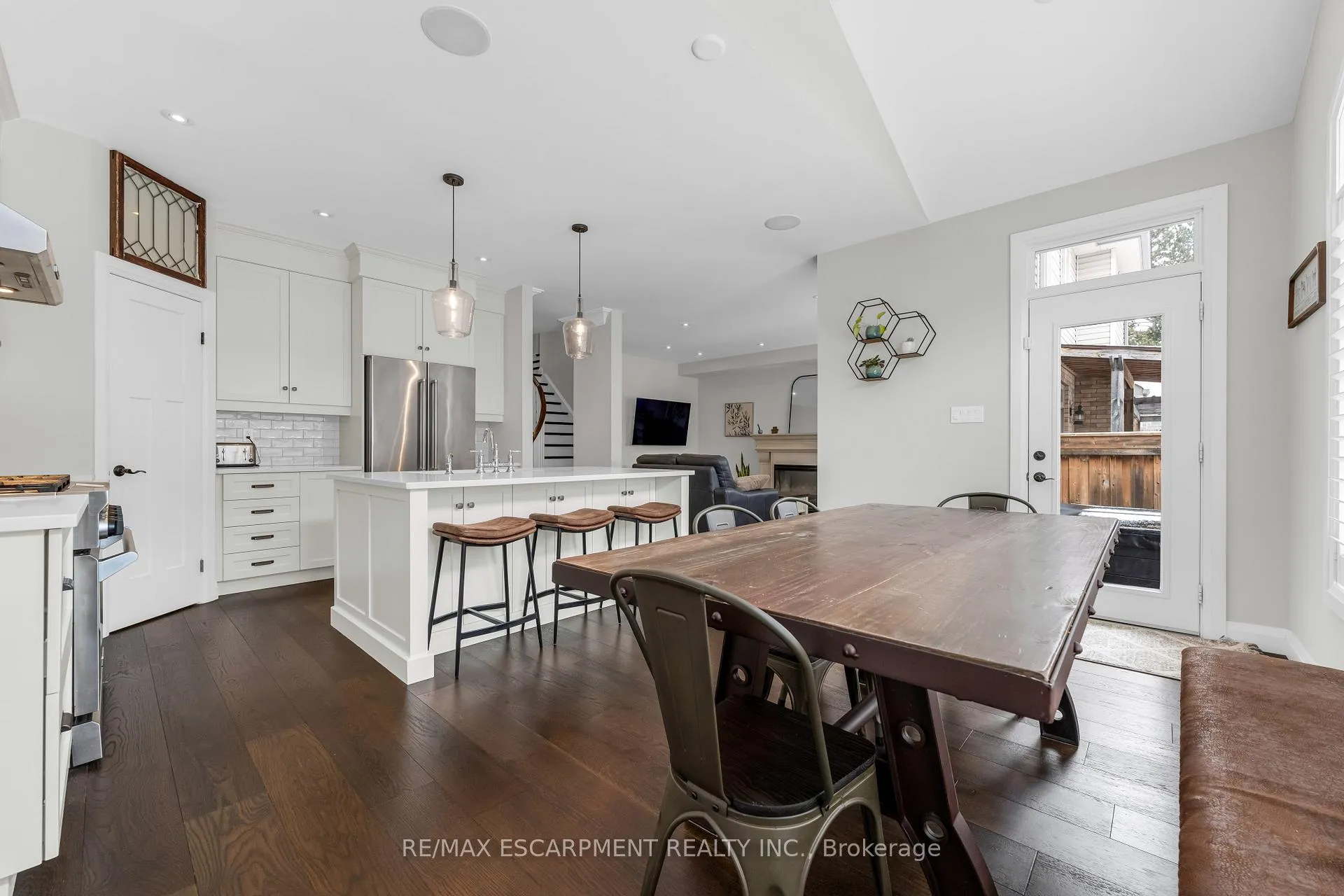 Photo 9 of Unit 16, 270 Main Street W, Grimsby, Grimsby West — HOMEH