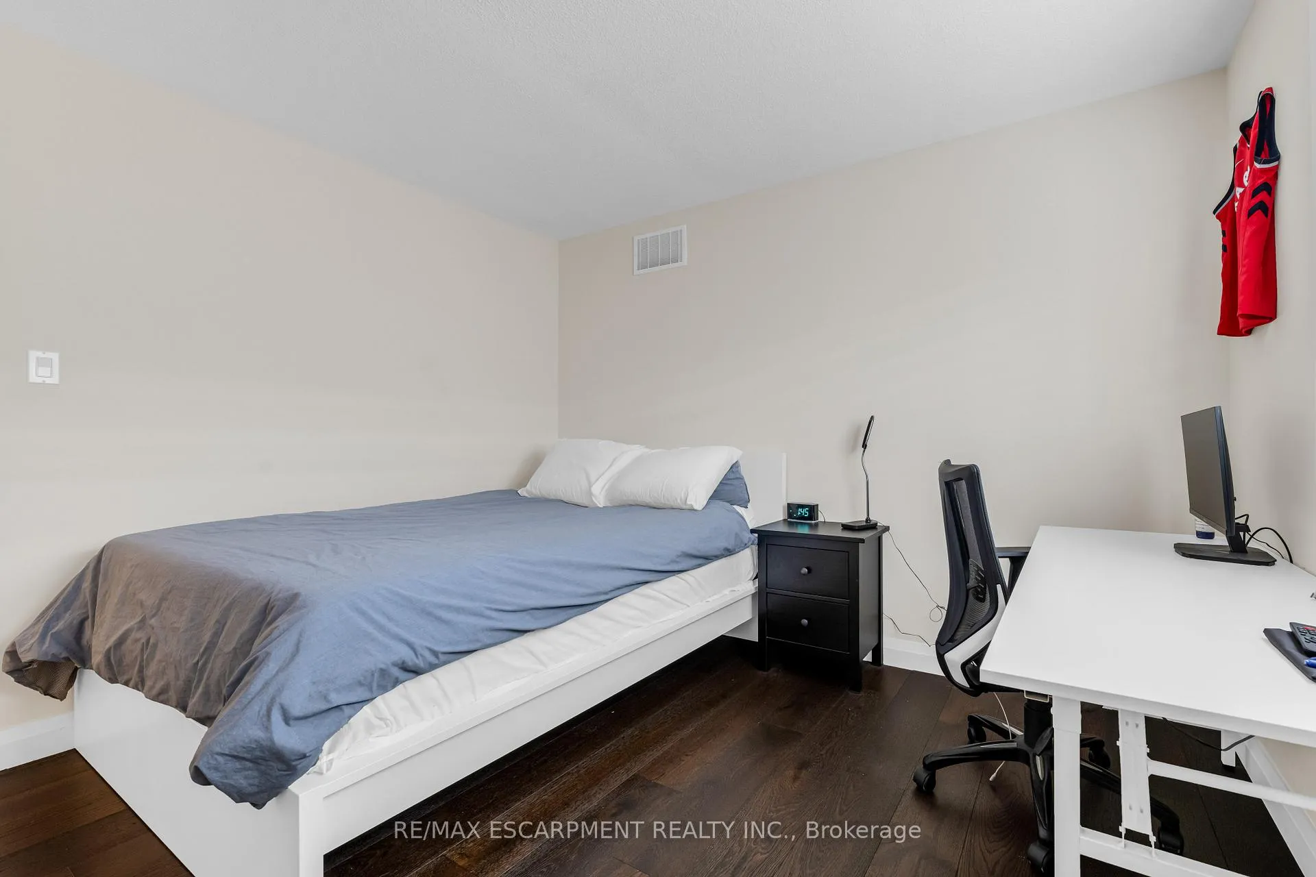 Photo 30 of Unit 16, 270 Main Street W, Grimsby, Grimsby West — HOMEH