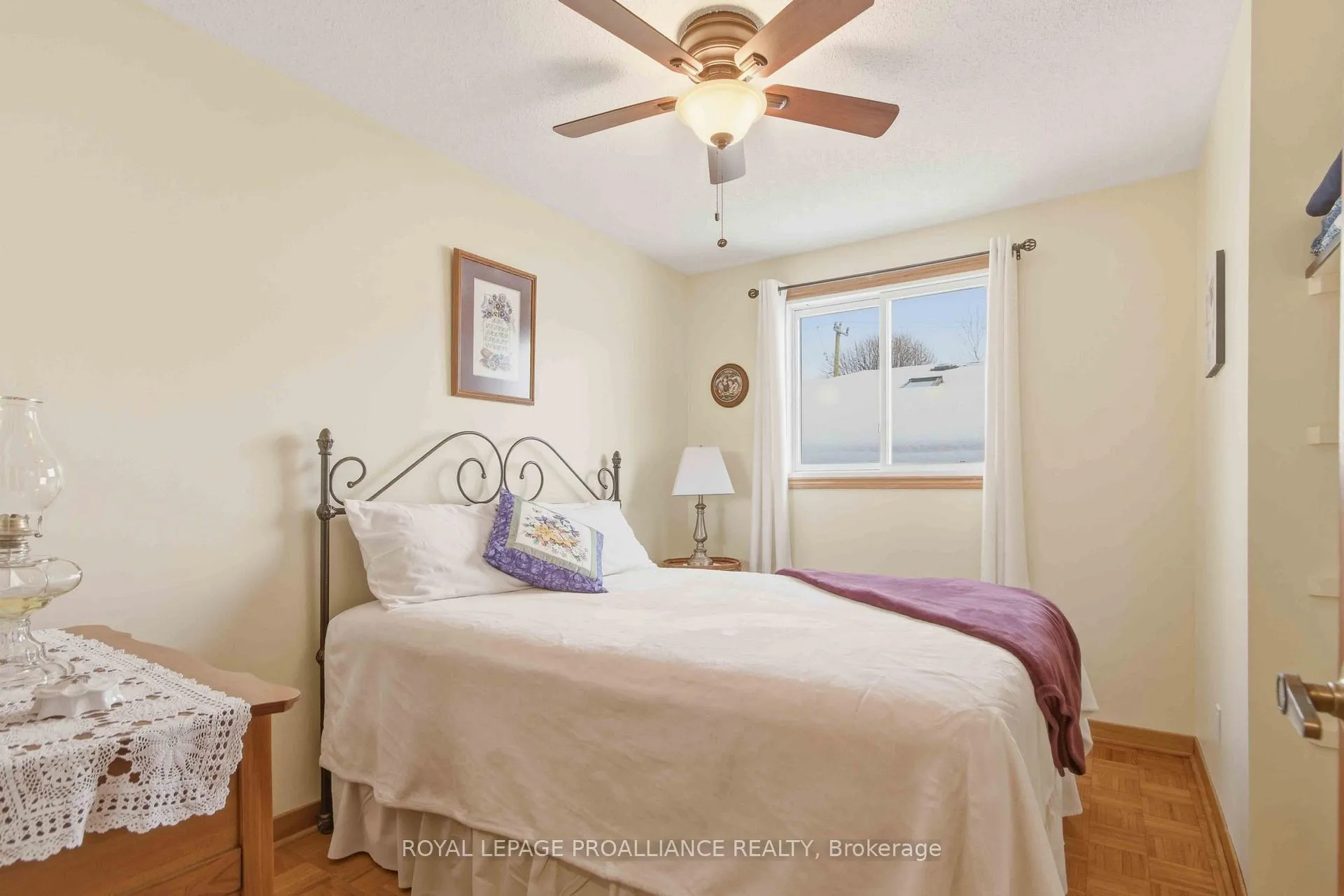 Photo 16 of 97 Prospect Hill, Quinte West, Trenton Ward — HOMEH