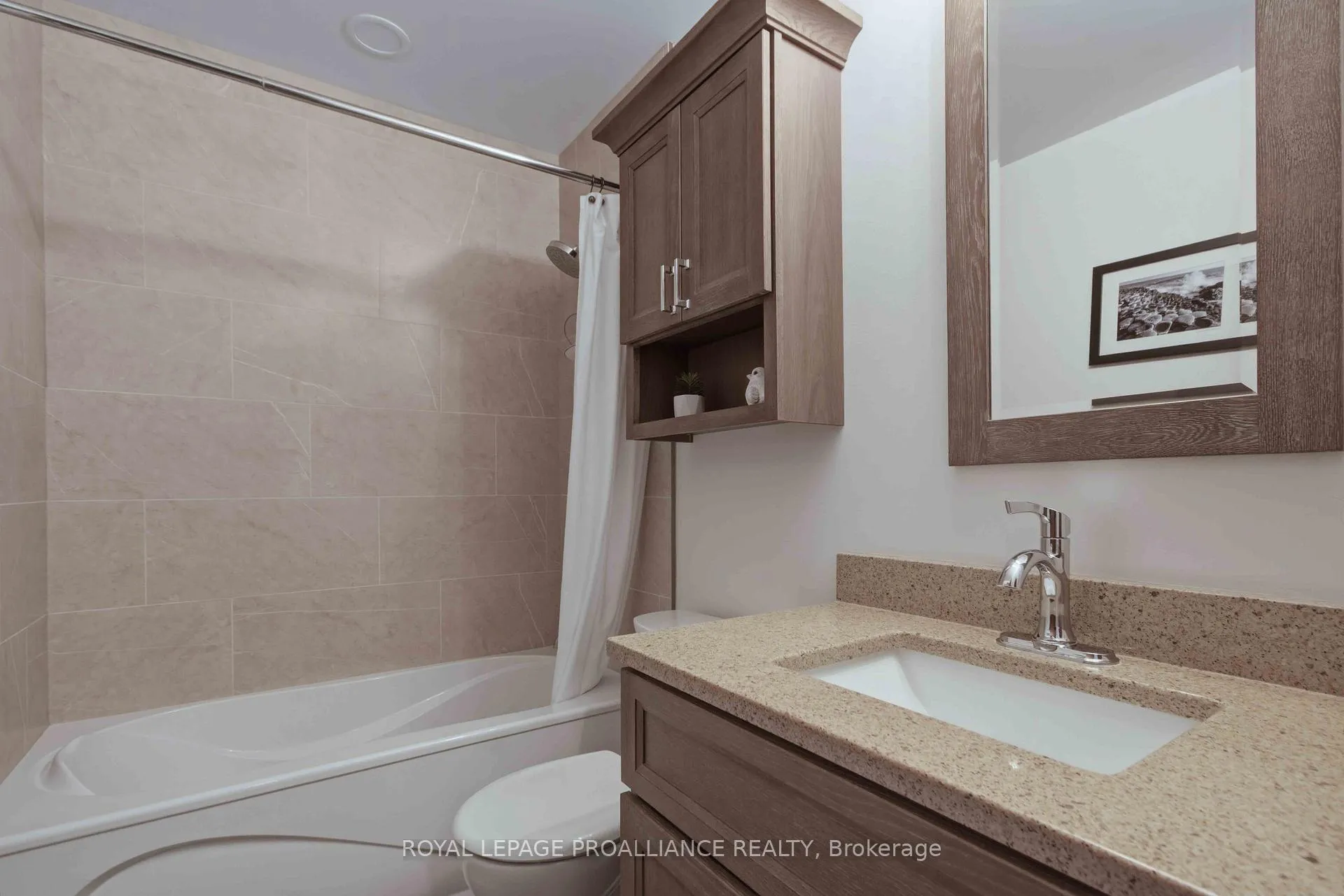 Photo 18 of 97 Prospect Hill, Quinte West, Trenton Ward — HOMEH