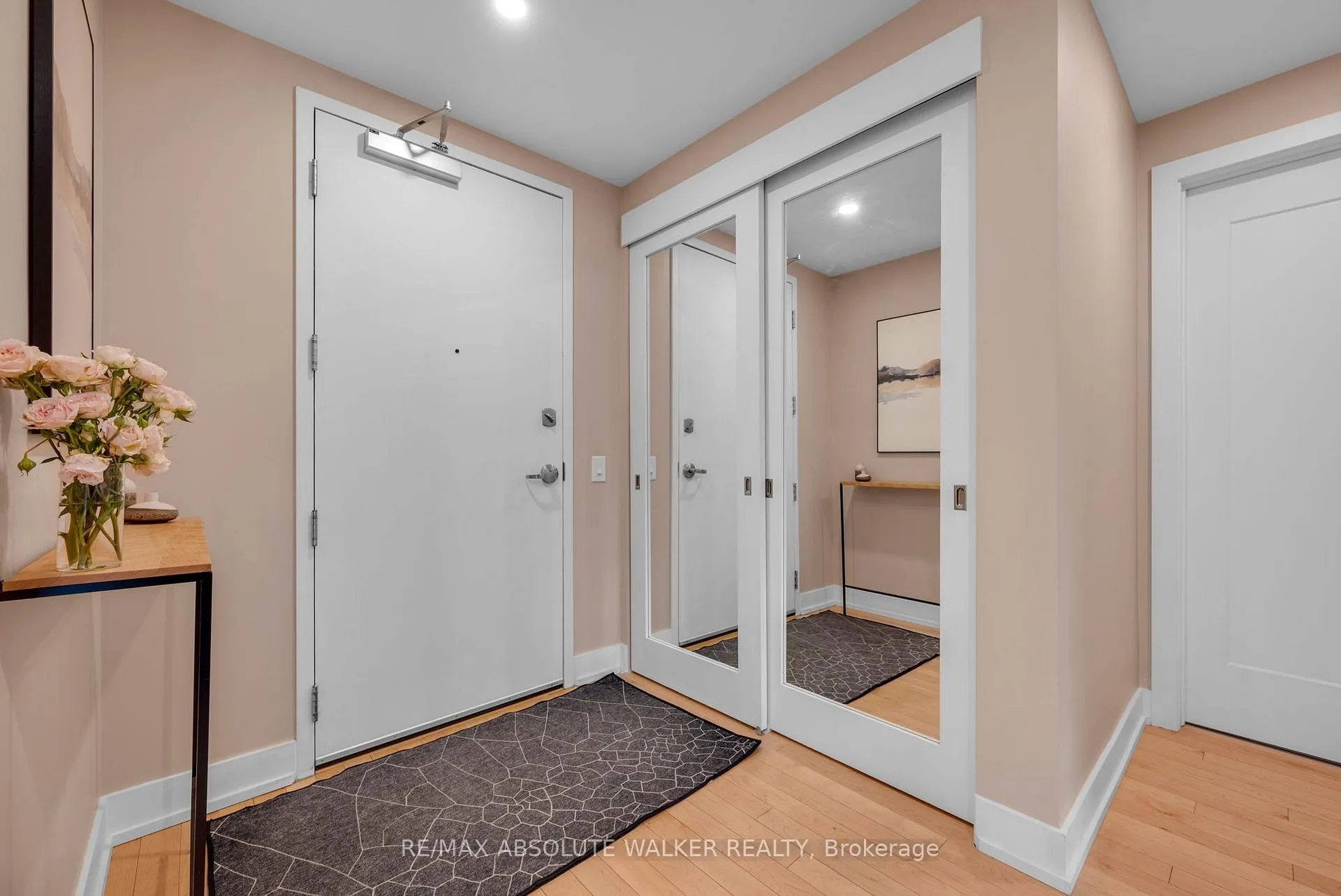 Photo 5 of Unit 218, 60 Springhurst Avenue, Ottawa, Ottawa East — HOMEH