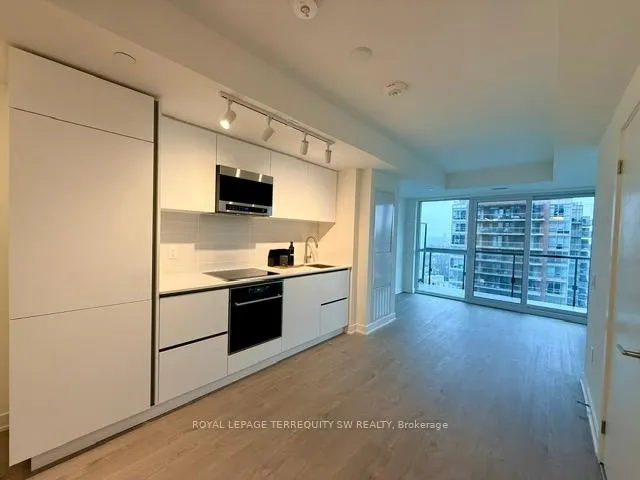 Photo 4 of Unit 1005N, 110 Broadway Avenue, Toronto, Mount Pleasant West — HOMEH