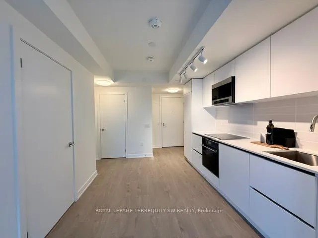 Photo 8 of Unit 1005N, 110 Broadway Avenue, Toronto, Mount Pleasant West — HOMEH