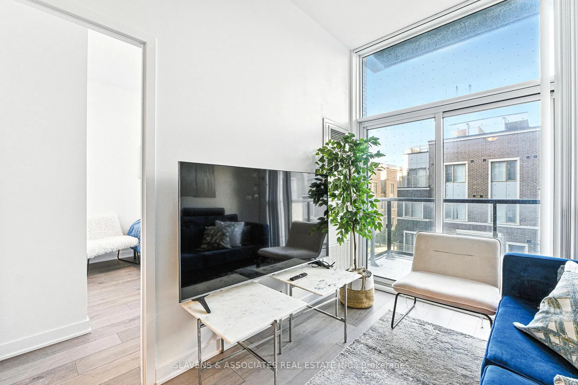 Photo 12 of Unit 201, 60 Honeycrisp Crescent, Vaughan, Vaughan Corporate Centre — HOMEH