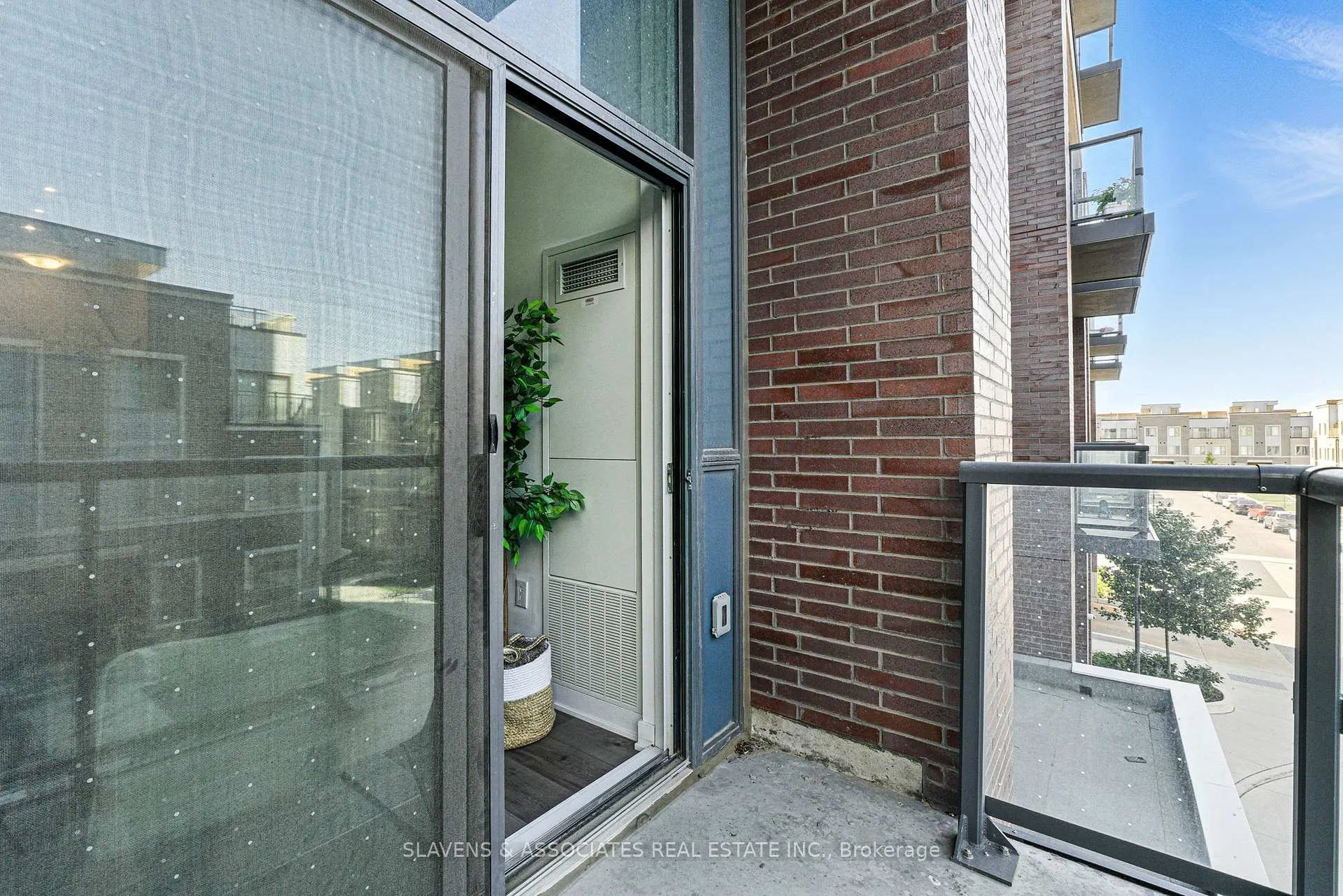 Photo 21 of Unit 201, 60 Honeycrisp Crescent, Vaughan, Vaughan Corporate Centre — HOMEH