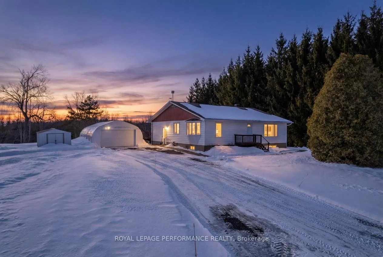 Photo 1 of 20276 Maple Road, South Glengarry, South Glengarry (Charlottenburgh) Twp — HOMEH