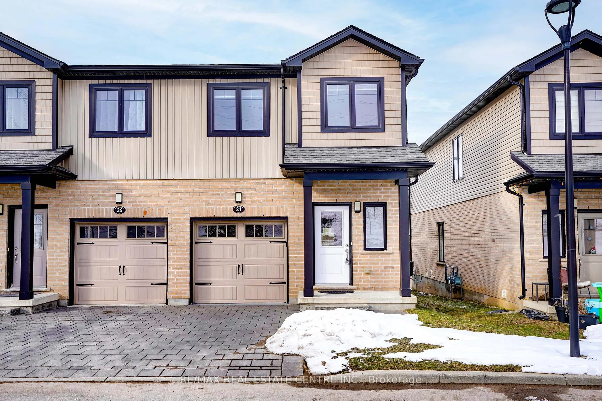 Front of Unit 24, 2621 Holbrook Drive