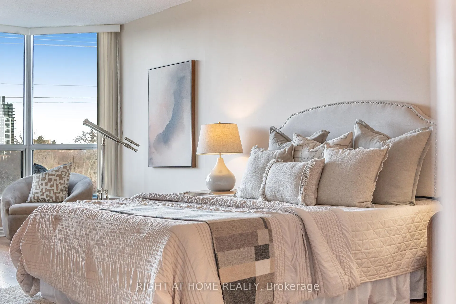 Photo 34 of Unit 514, 1276 Maple Crossing Boulevard, Burlington, Brant — HOMEH