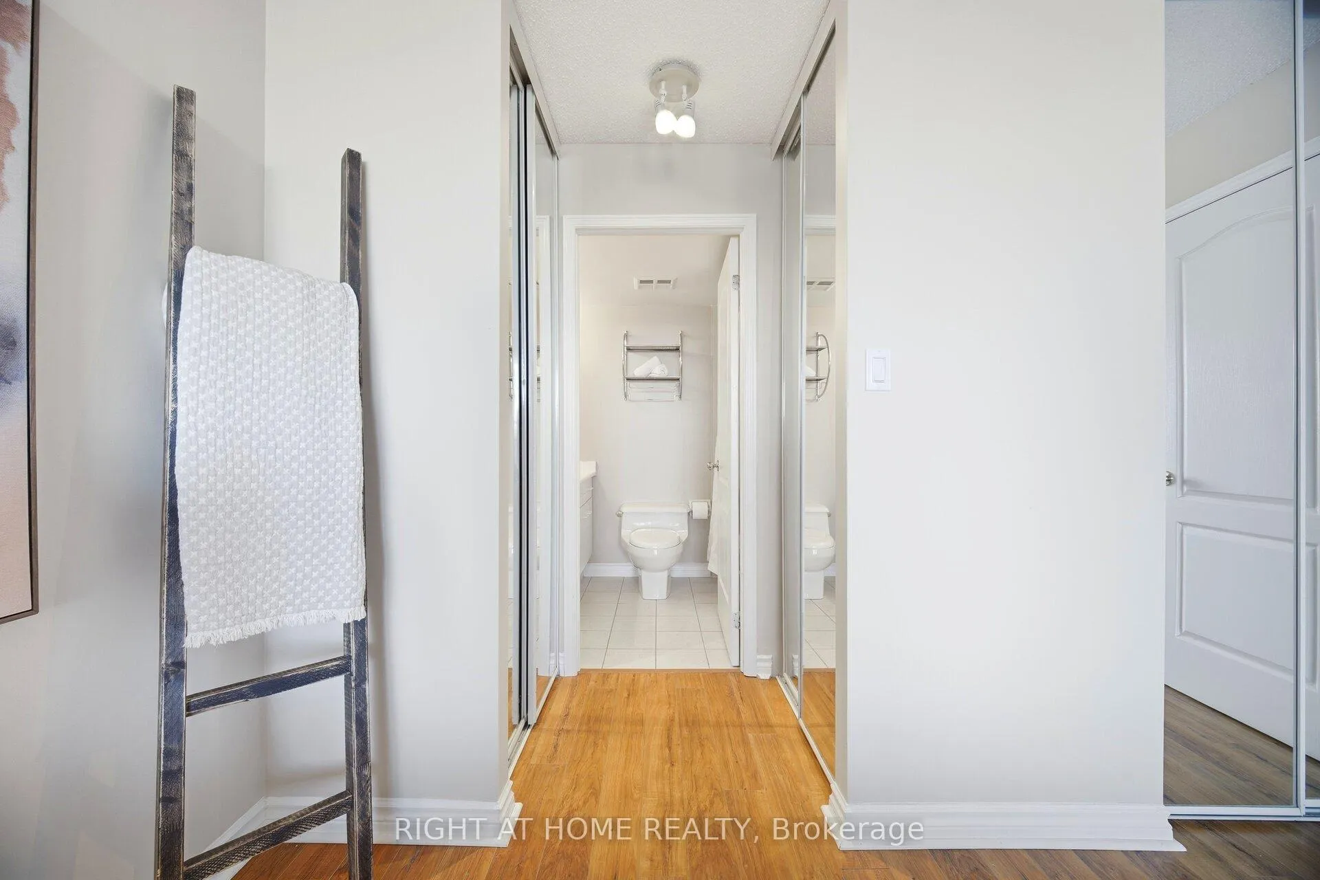 Photo 36 of Unit 514, 1276 Maple Crossing Boulevard, Burlington, Brant — HOMEH