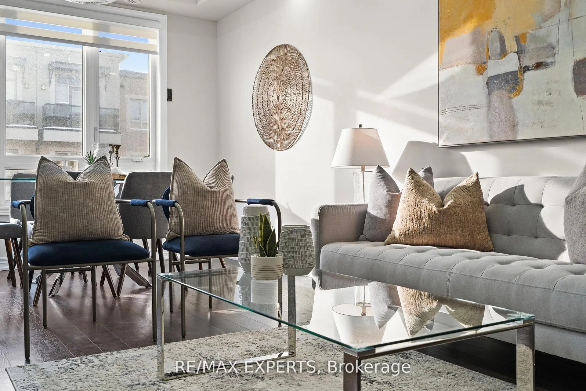 Photo 10 of Unit 16, 125 Kayla Crescent, Vaughan, Maple — HOMEH