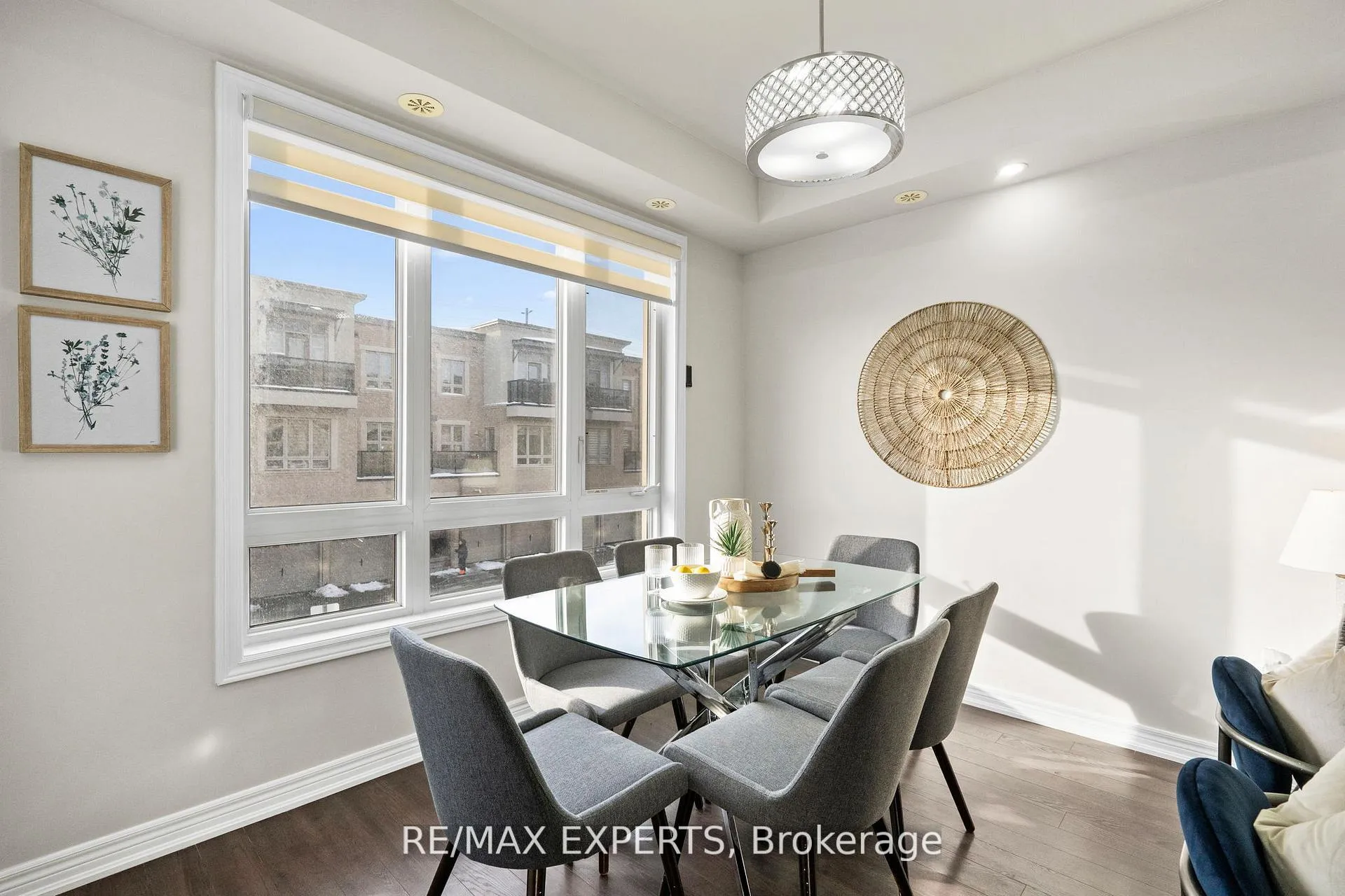 Photo 13 of Unit 16, 125 Kayla Crescent, Vaughan, Maple — HOMEH
