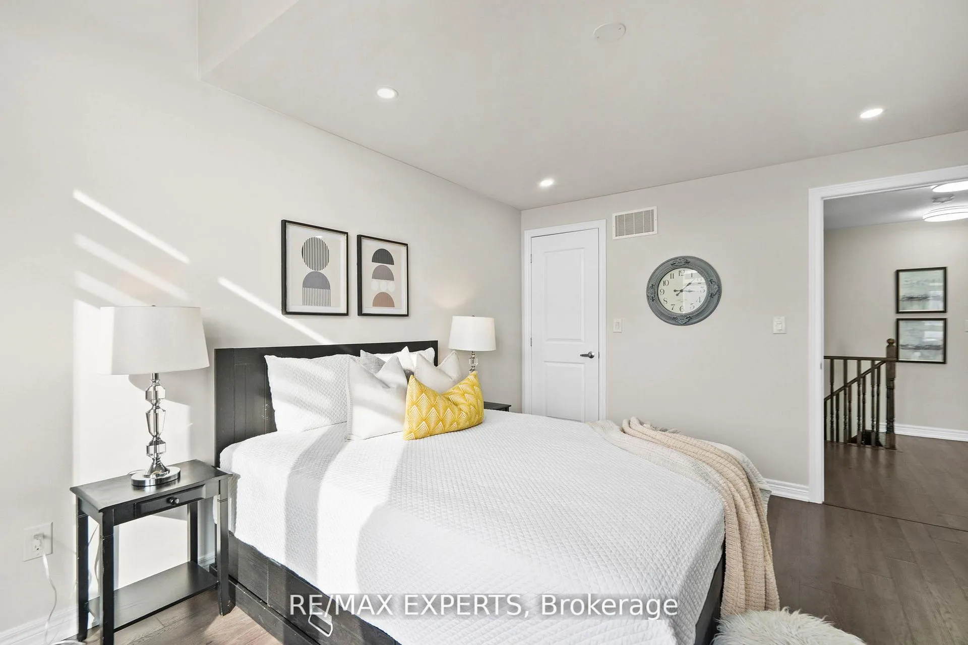 Photo 28 of Unit 16, 125 Kayla Crescent, Vaughan, Maple — HOMEH