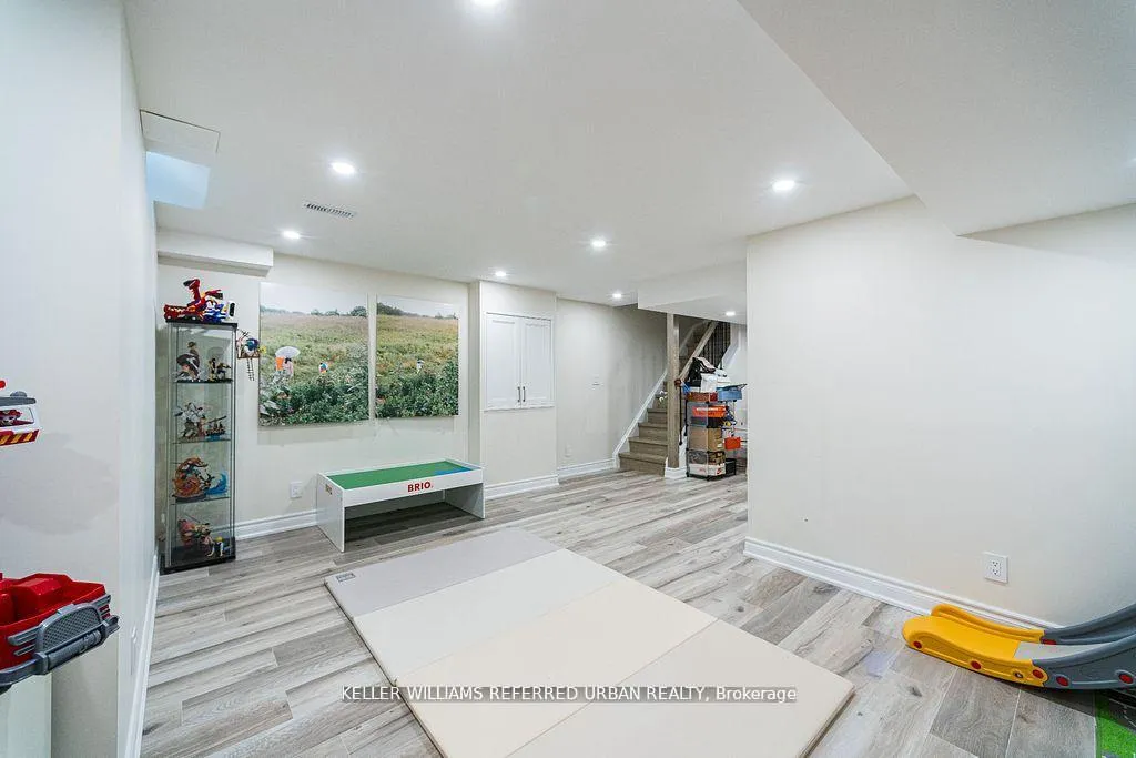 Photo 24 of Unit 68, 16 Sprucedale Way, Whitby, Pringle Creek — HOMEH