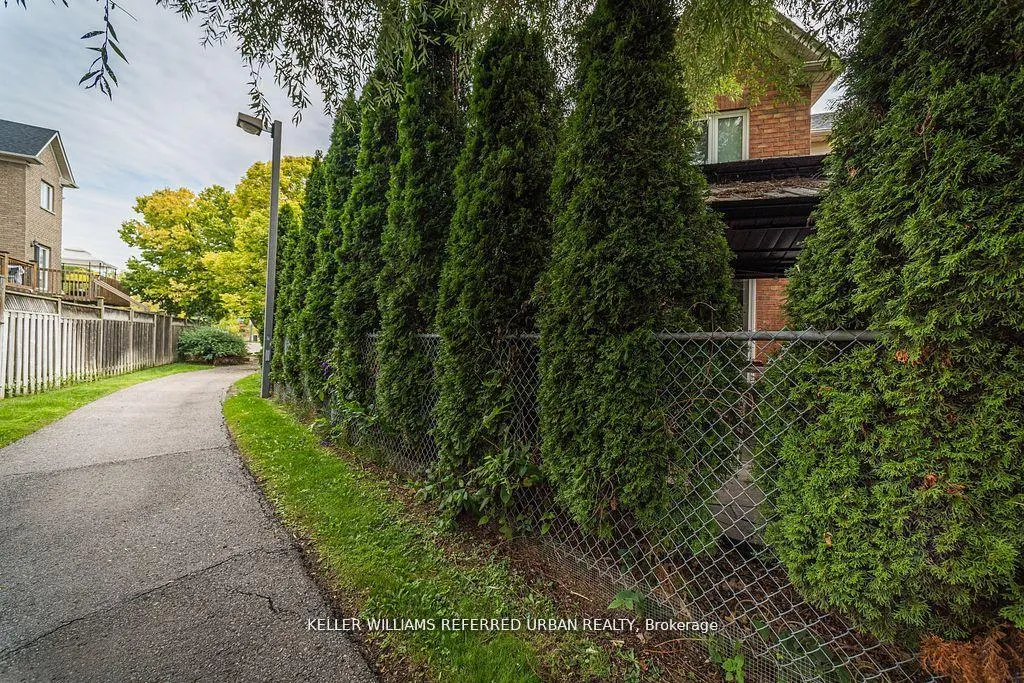 Photo 34 of Unit 68, 16 Sprucedale Way, Whitby, Pringle Creek — HOMEH