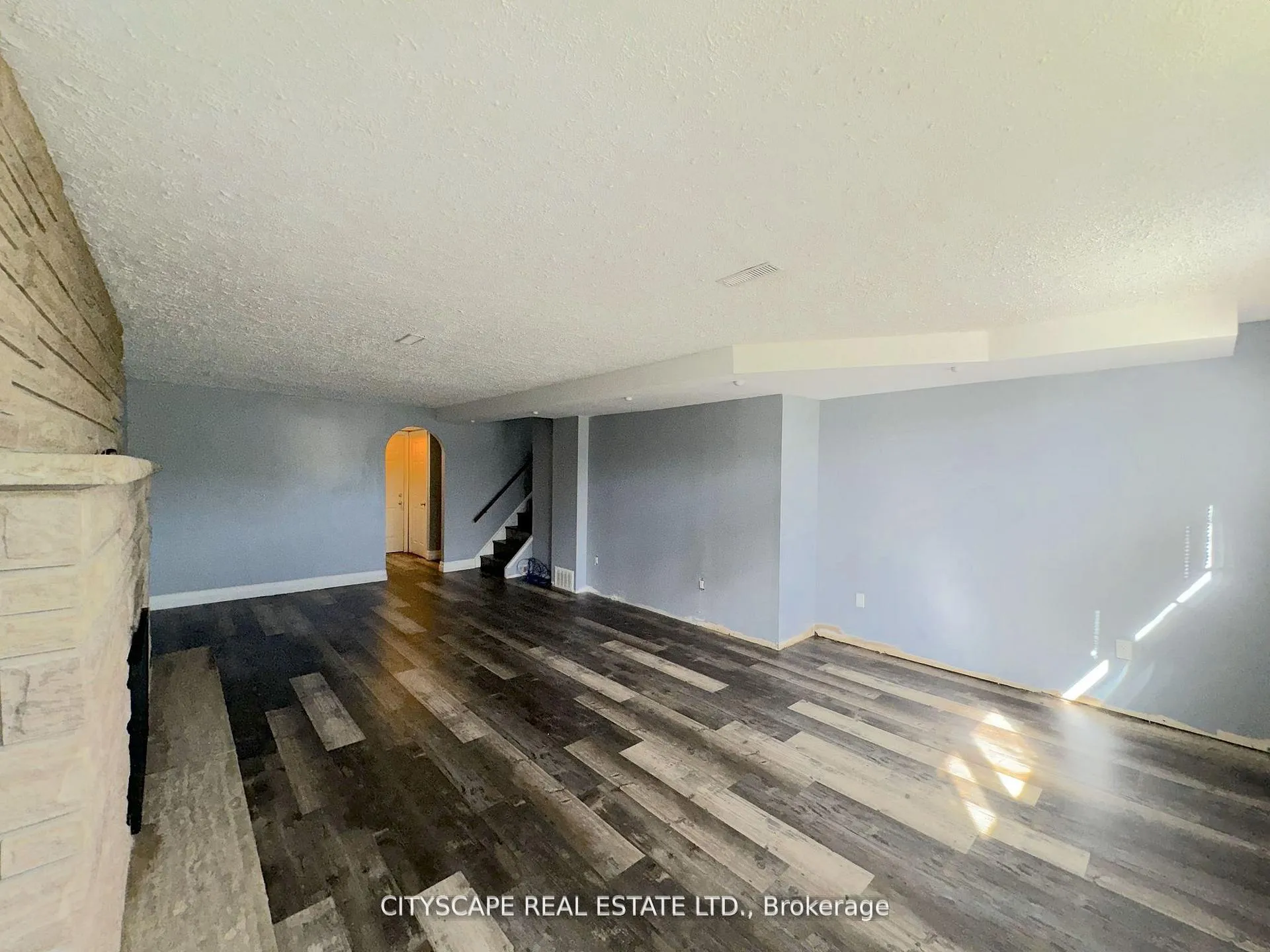 Photo 31 of 515 Grantham Avenue, St. Catharines, Vine/Linwell — HOMEH