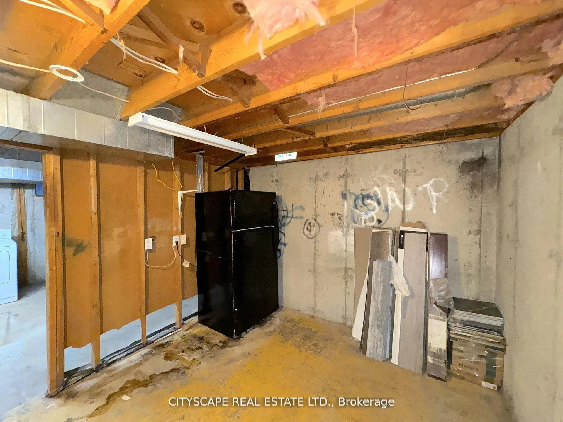 Photo 37 of 515 Grantham Avenue, St. Catharines, Vine/Linwell — HOMEH