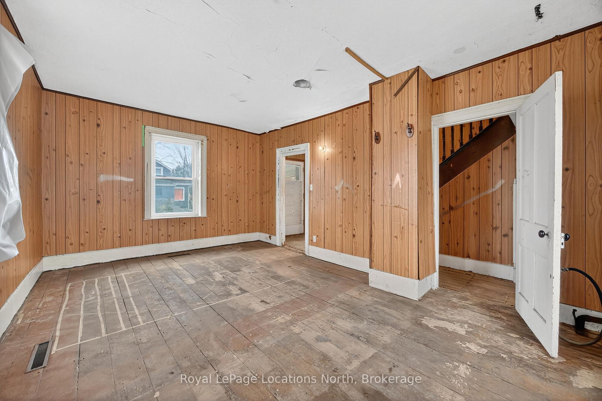 Photo 16 of 54 Cook Street, Meaford — HOMEH