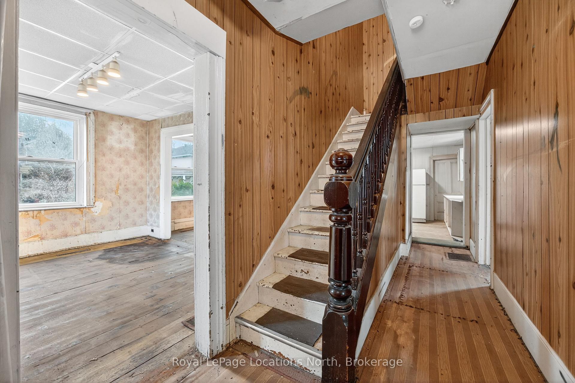 Photo 19 of 54 Cook Street, Meaford — HOMEH