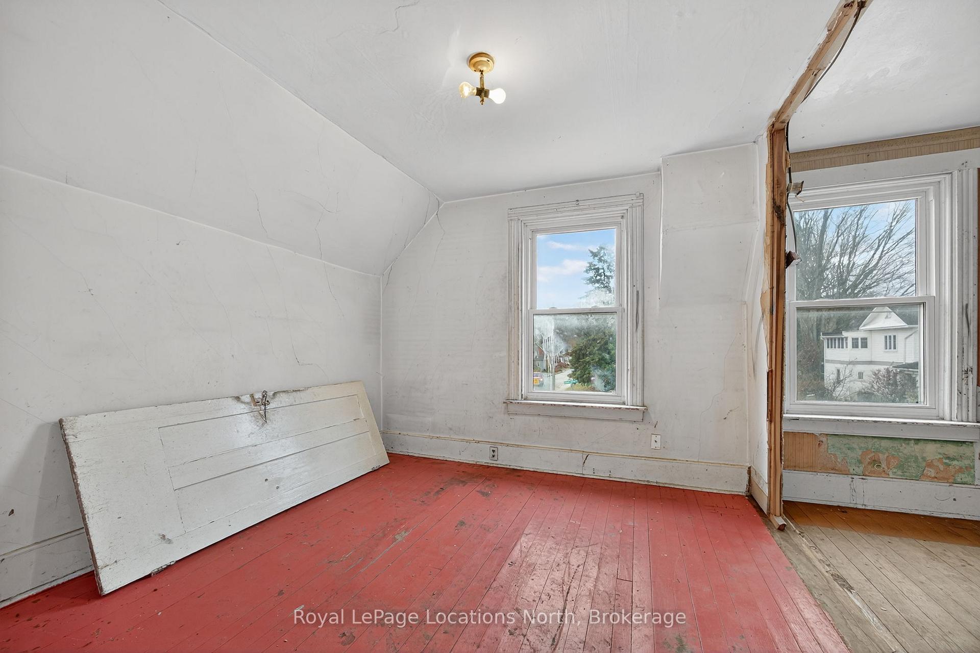 Photo 20 of 54 Cook Street, Meaford — HOMEH