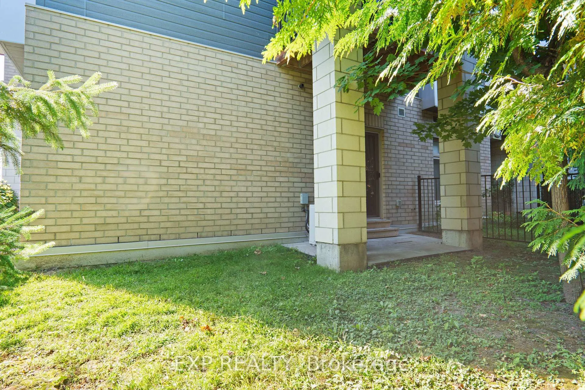 Photo 15 of Unit 108, 2785 Baseline Road, Ottawa, Redwood Park — HOMEH