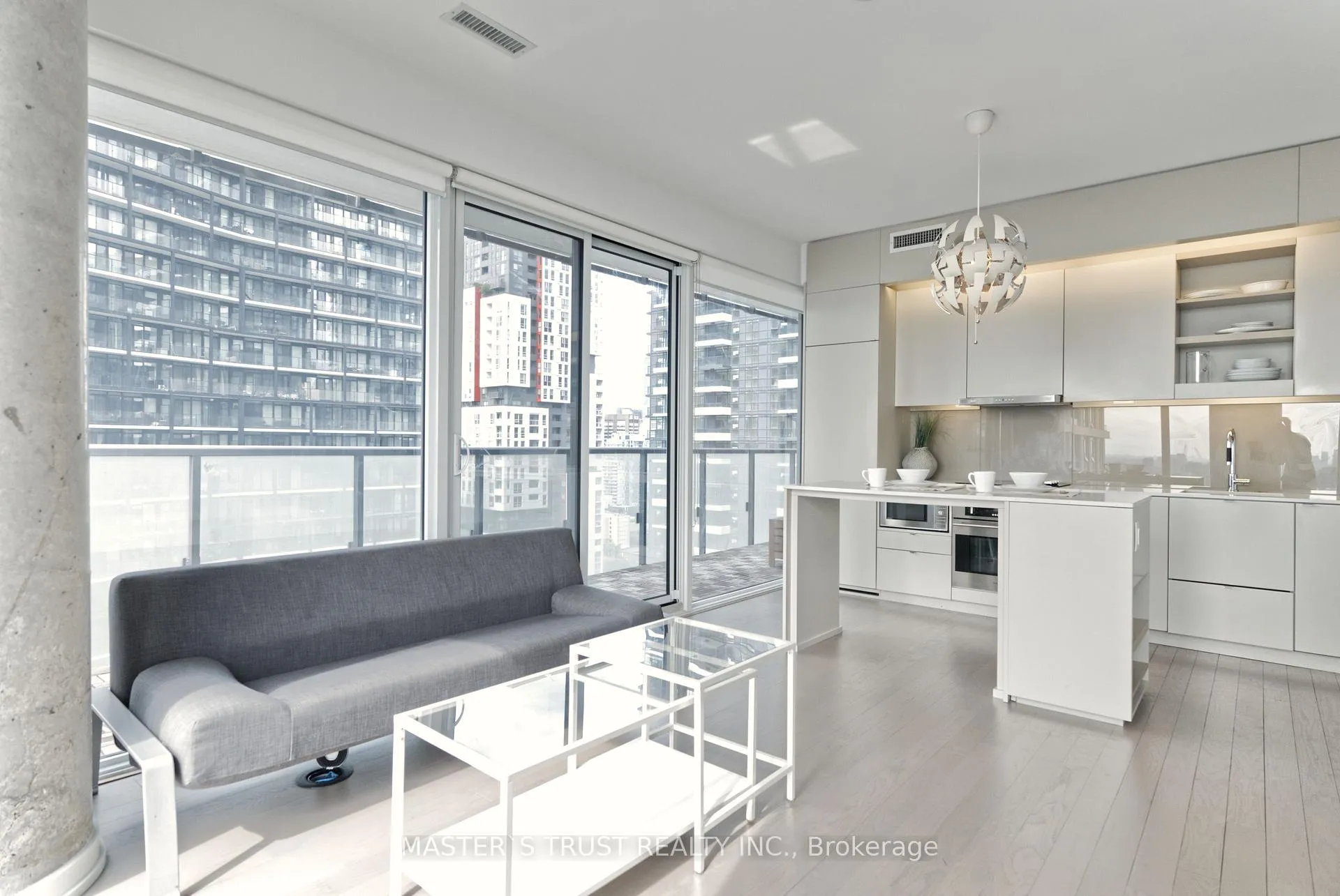 Photo 2 of Unit 2511, 101 Peter Street, Toronto, Waterfront Communities — HOMEH