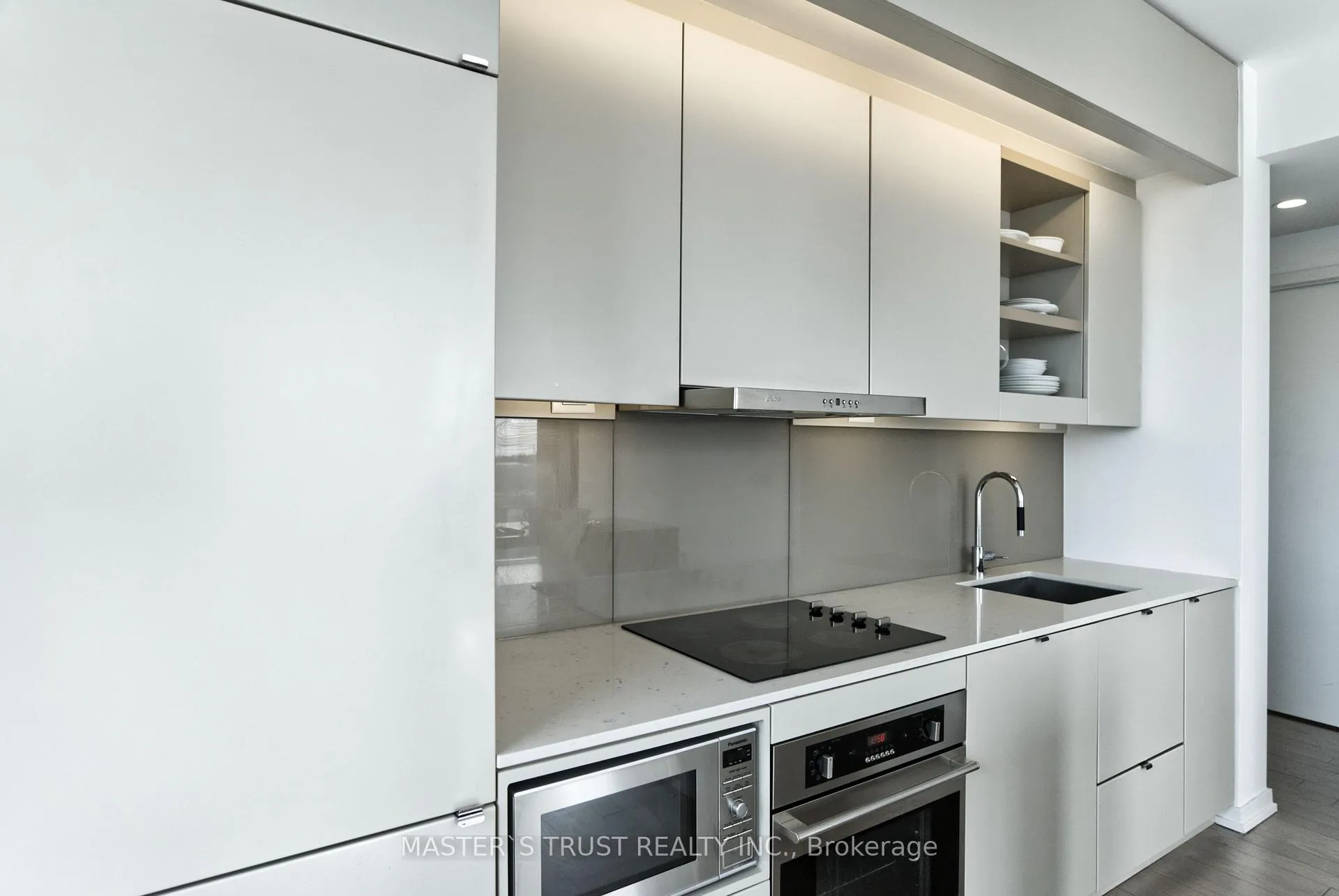 Photo 3 of Unit 2511, 101 Peter Street, Toronto, Waterfront Communities — HOMEH
