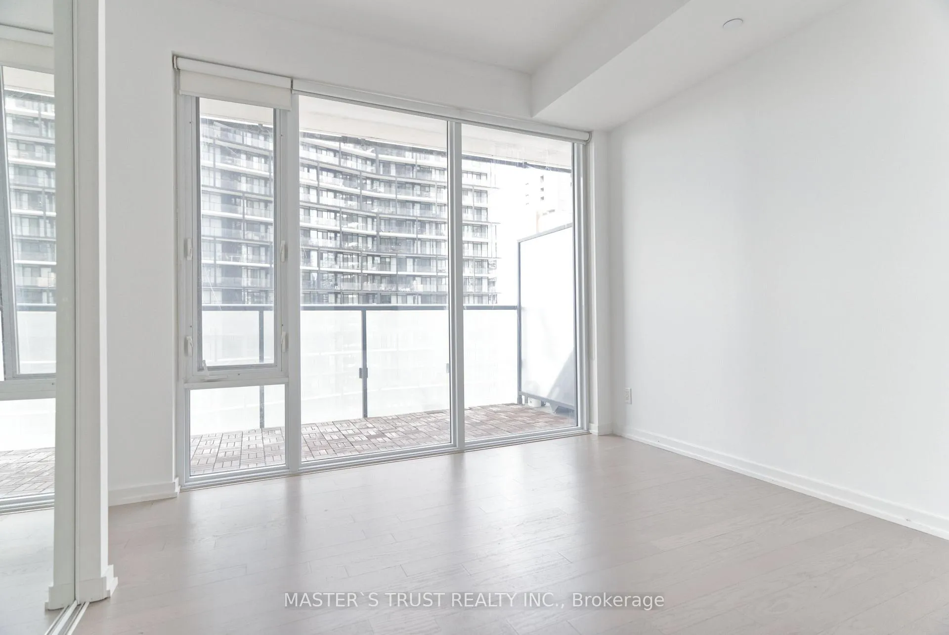 Photo 11 of Unit 2511, 101 Peter Street, Toronto, Waterfront Communities — HOMEH