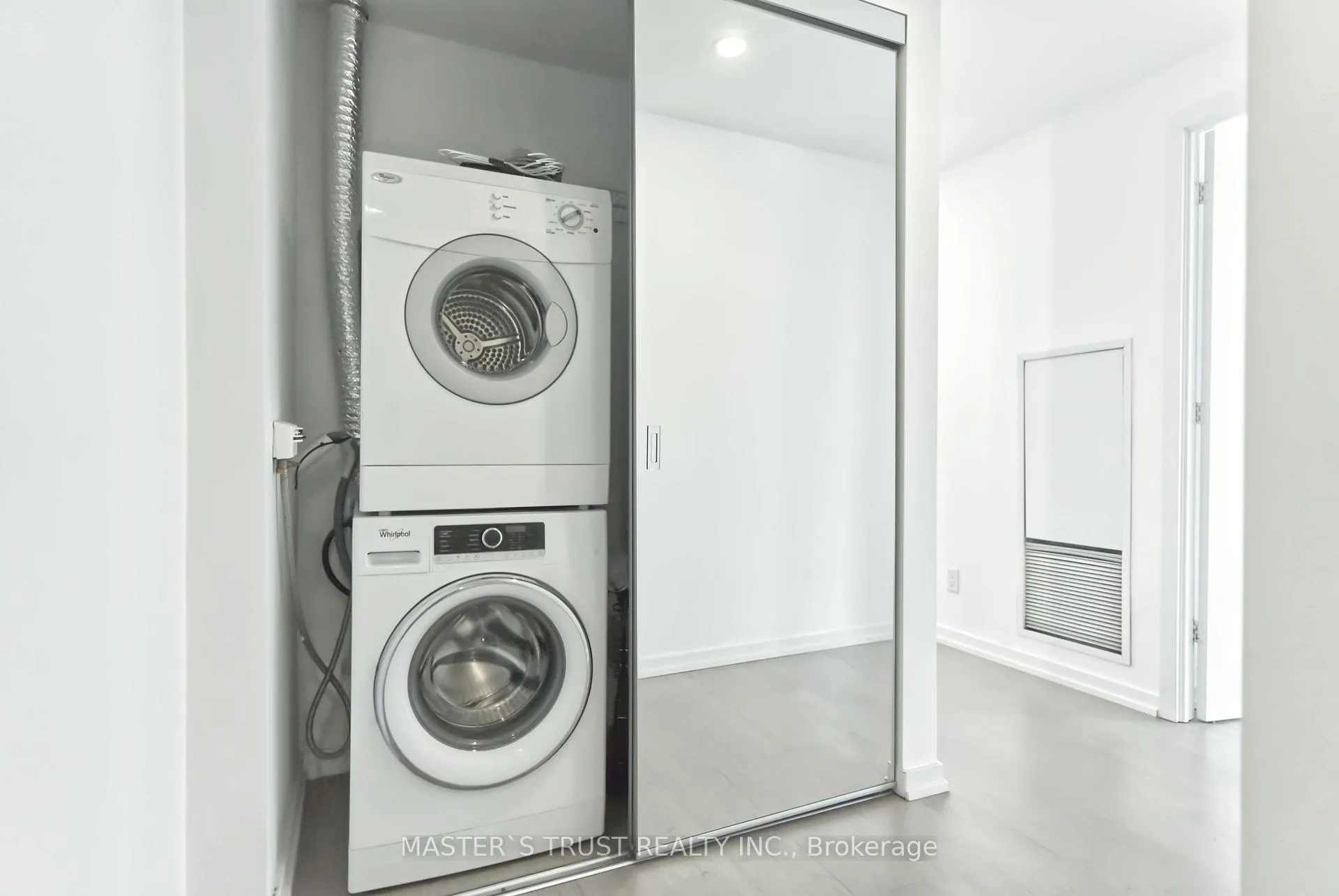 Photo 15 of Unit 2511, 101 Peter Street, Toronto, Waterfront Communities — HOMEH