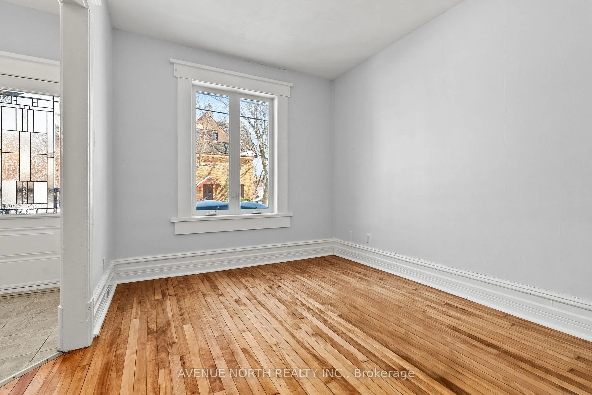 Photo 6 of 48 Leonard Avenue, Ottawa, Old Ottawa South — HOMEH