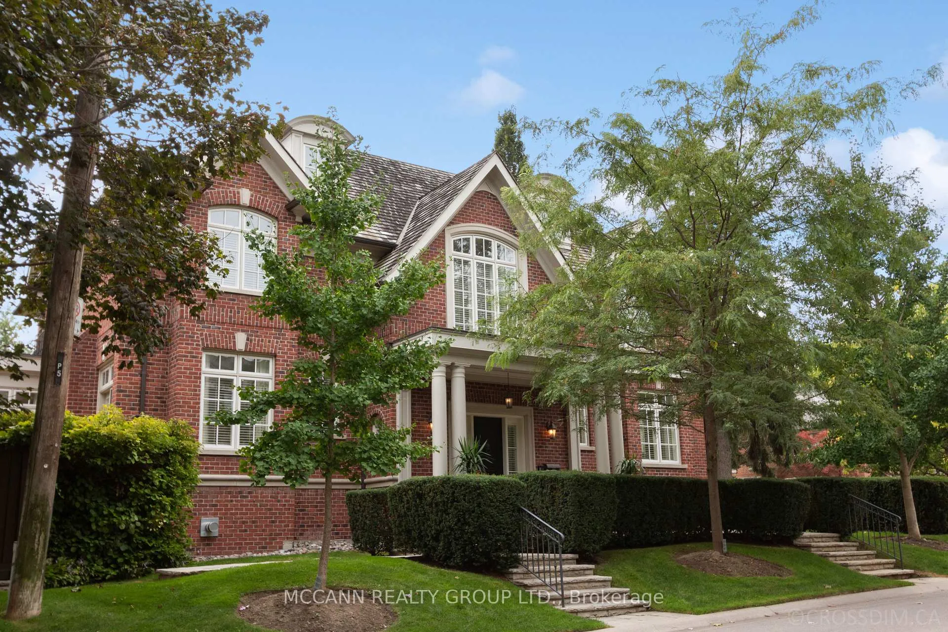Photo 1 of 21 De Vere Gardens, Toronto, Bedford Park-Nortown — HOMEH