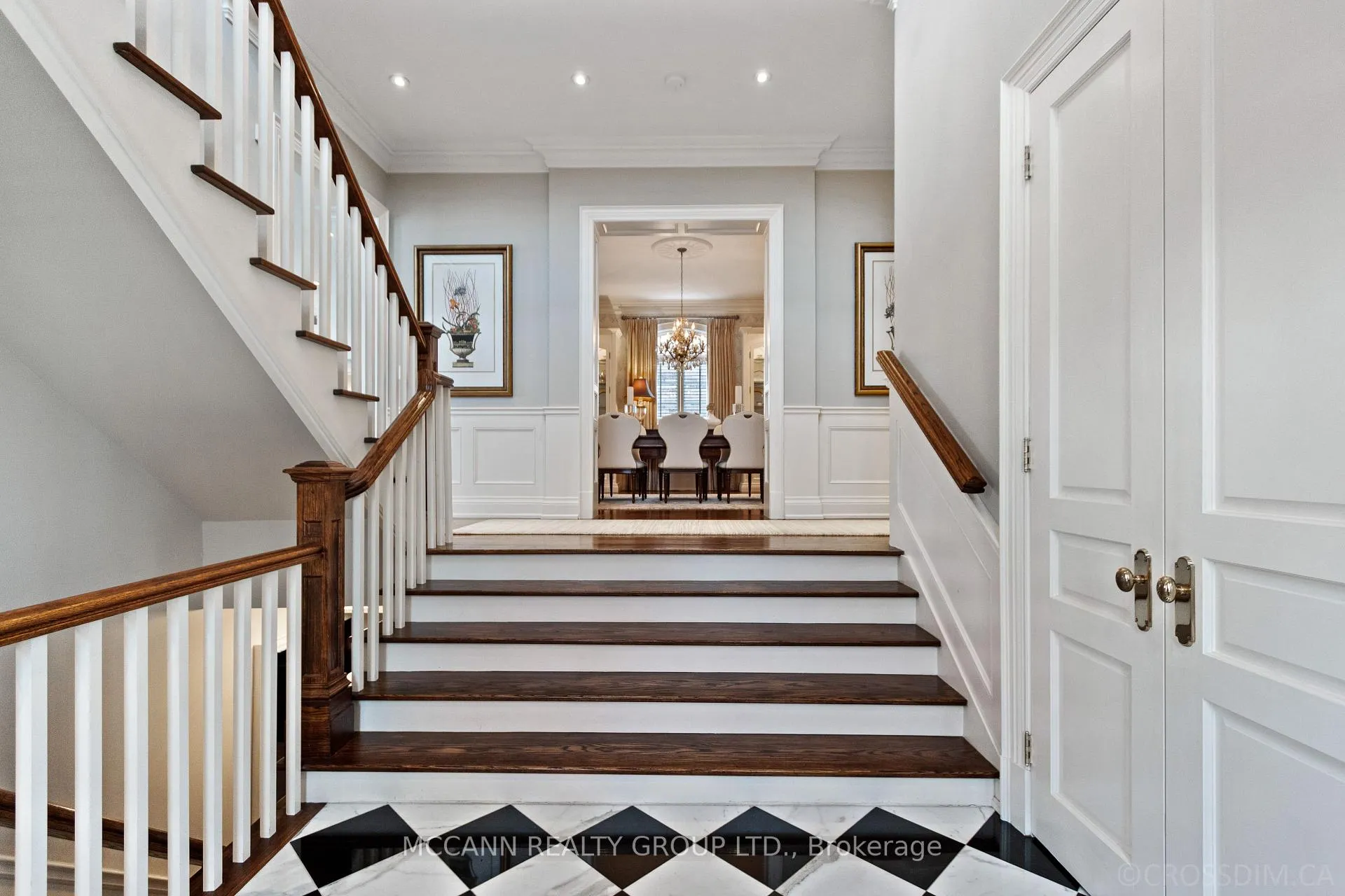 Photo 5 of 21 De Vere Gardens, Toronto, Bedford Park-Nortown — HOMEH