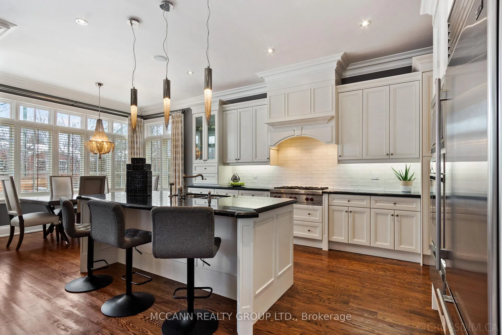 Photo 12 of 21 De Vere Gardens, Toronto, Bedford Park-Nortown — HOMEH
