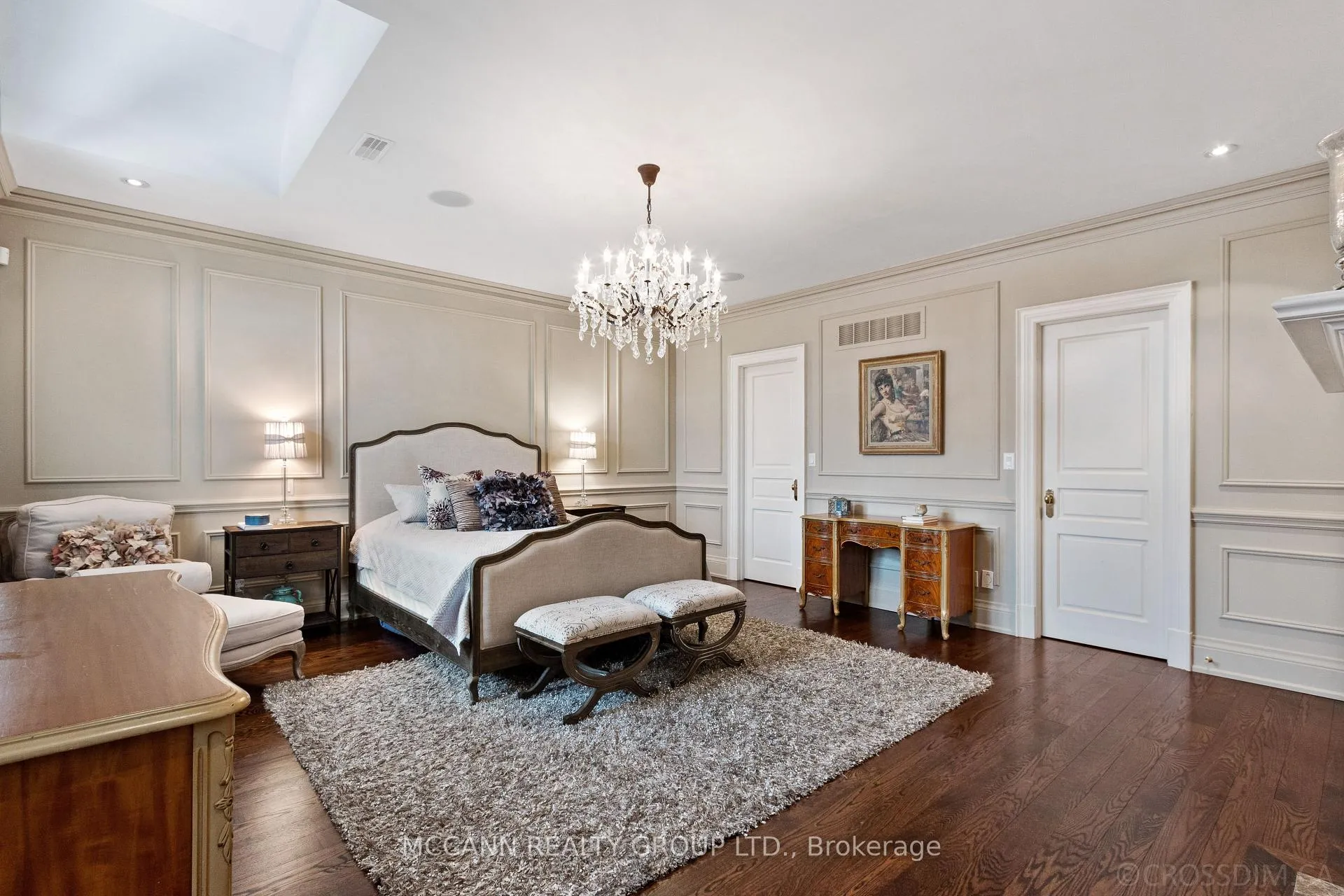 Photo 26 of 21 De Vere Gardens, Toronto, Bedford Park-Nortown — HOMEH