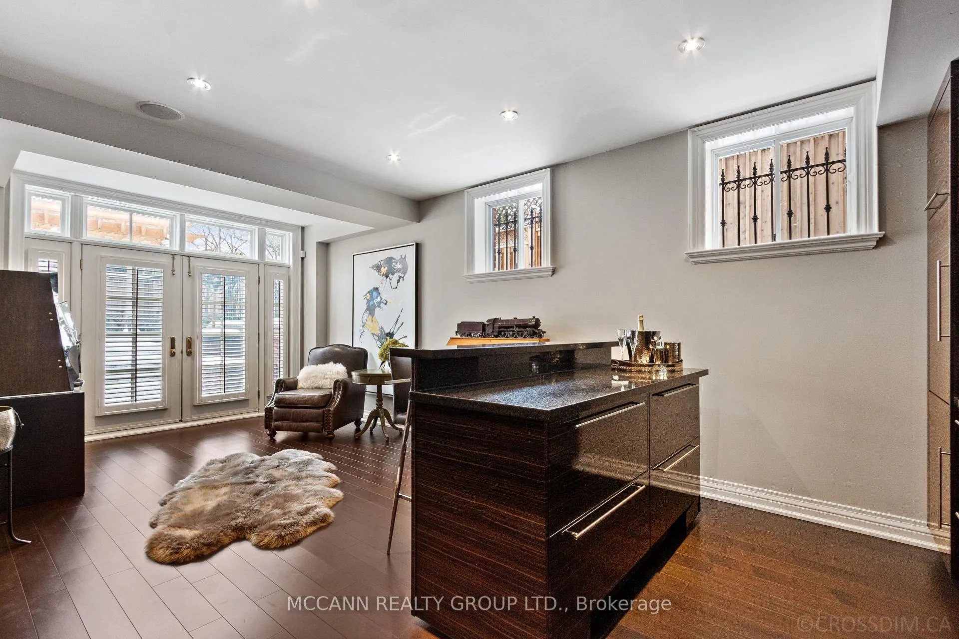 Photo 38 of 21 De Vere Gardens, Toronto, Bedford Park-Nortown — HOMEH