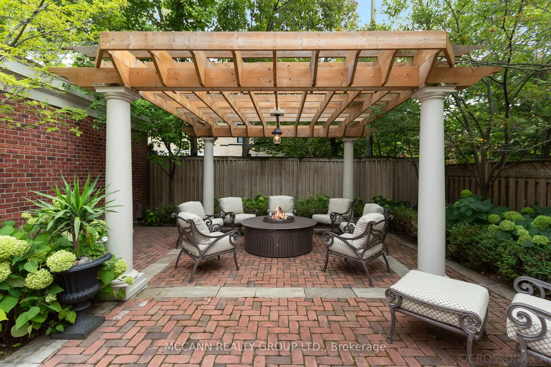 Photo 45 of 21 De Vere Gardens, Toronto, Bedford Park-Nortown — HOMEH