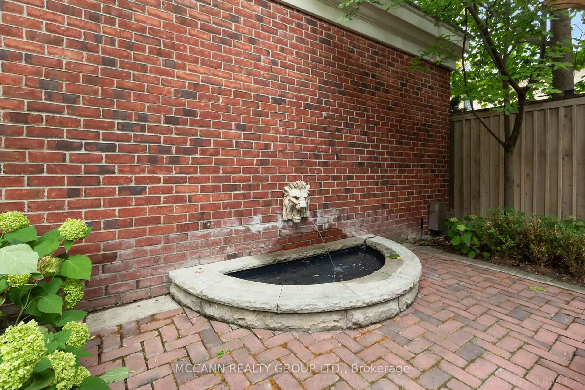 Photo 48 of 21 De Vere Gardens, Toronto, Bedford Park-Nortown — HOMEH