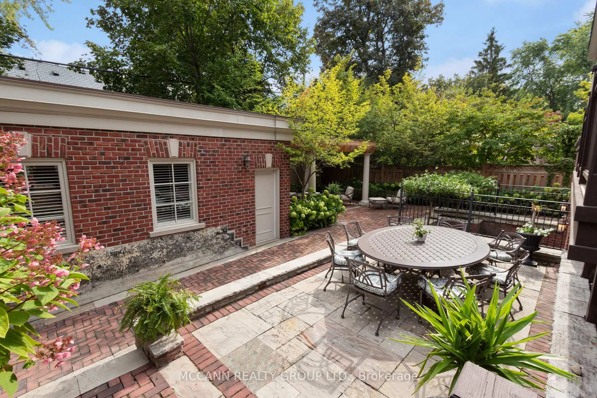 Photo 50 of 21 De Vere Gardens, Toronto, Bedford Park-Nortown — HOMEH