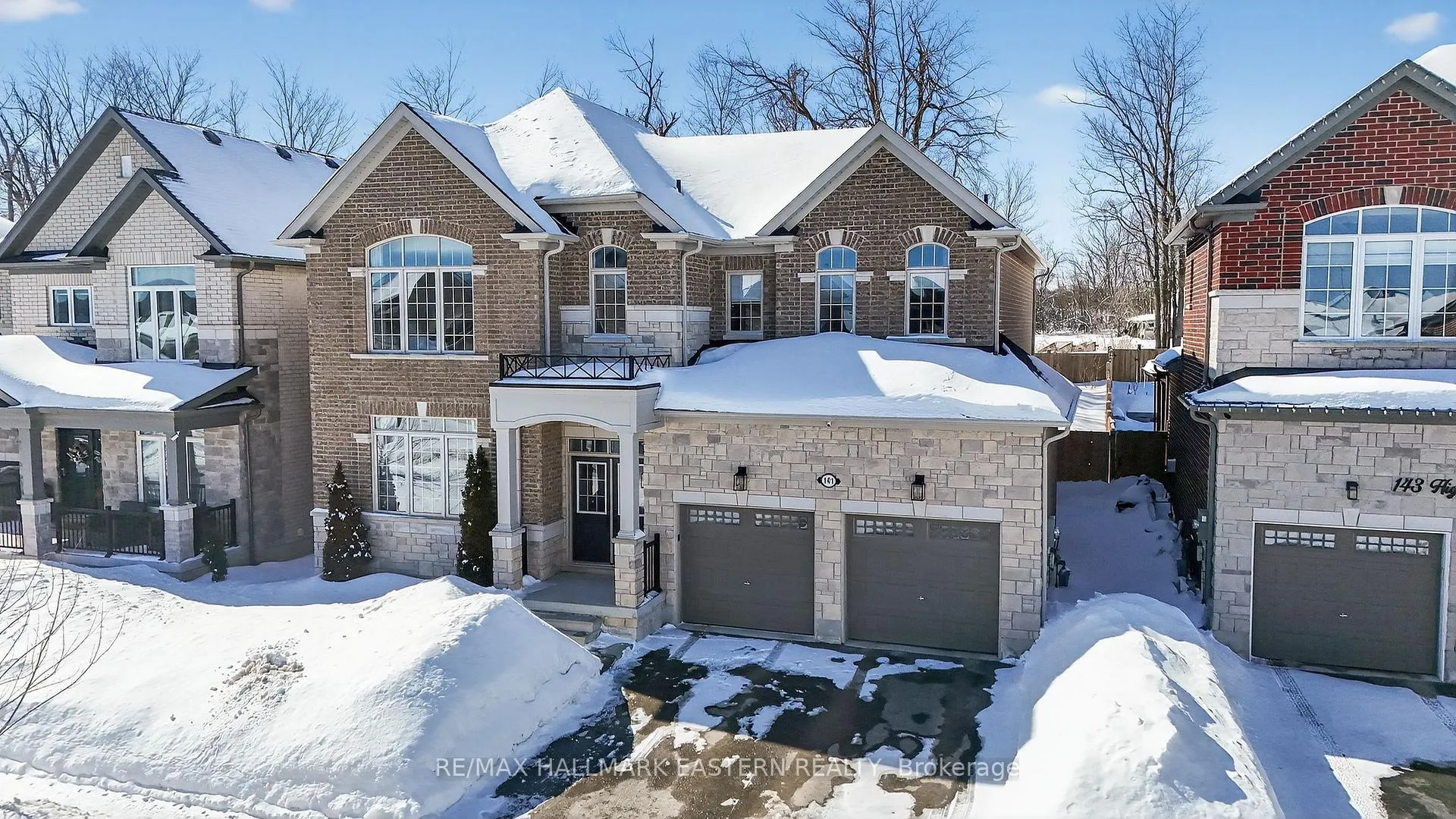 Front of 141 Highlands Boulevard