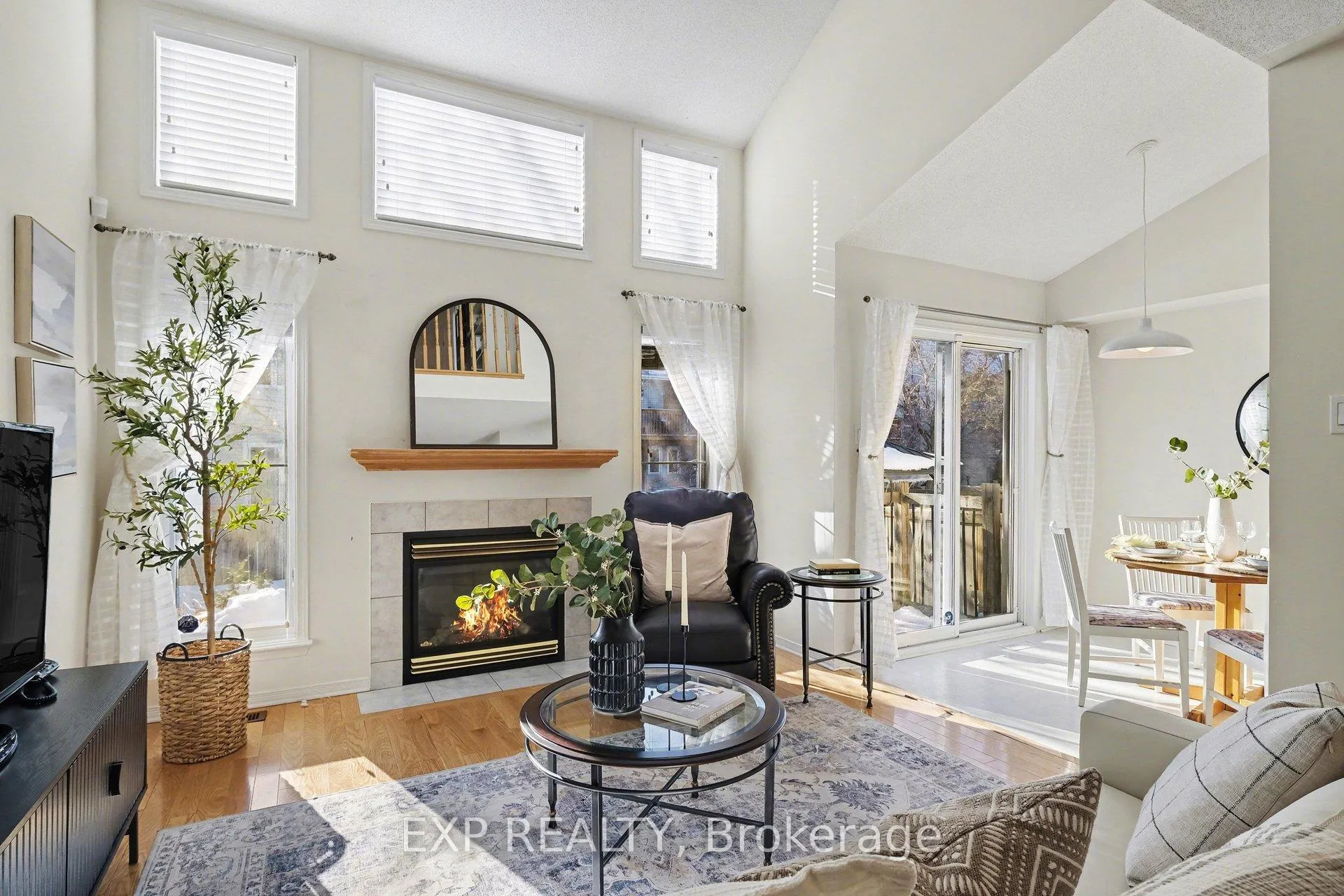Photo 17 of 89 Inverkip Avenue, Ottawa, Hunt Club Park — HOMEH