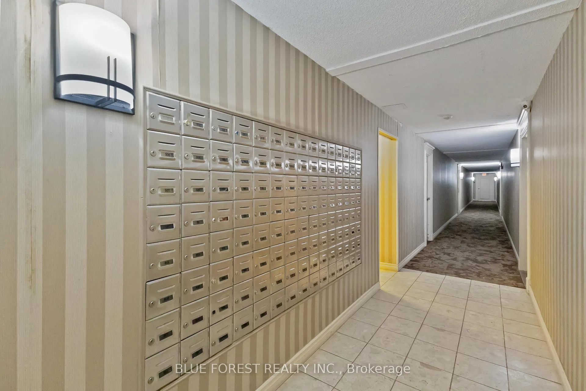 Photo 25 of Unit 510, 570 Proudfoot Lane, London, North N — HOMEH