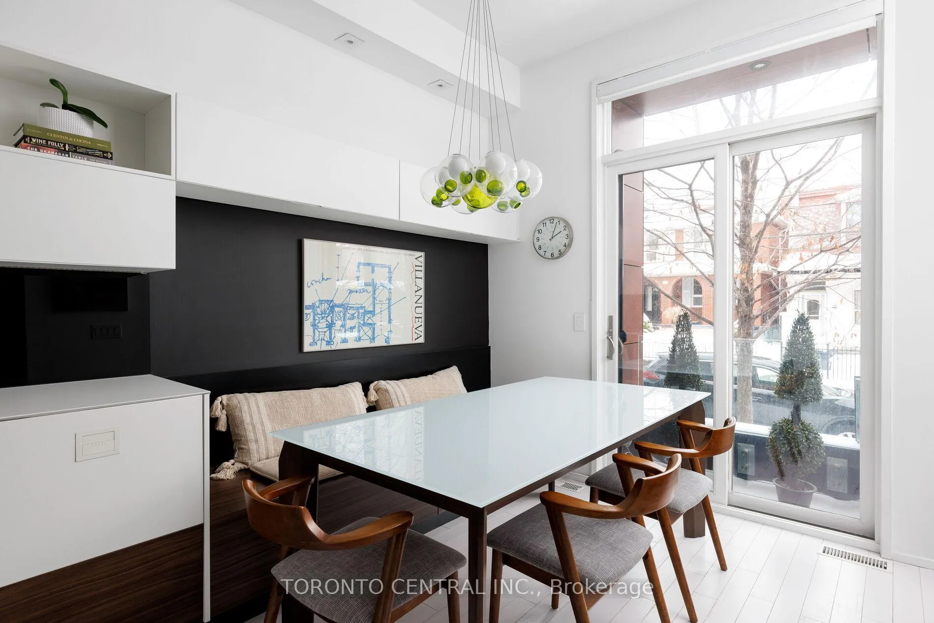 Photo 3 of 258 Manning Avenue, Toronto, Trinity-Bellwoods — HOMEH